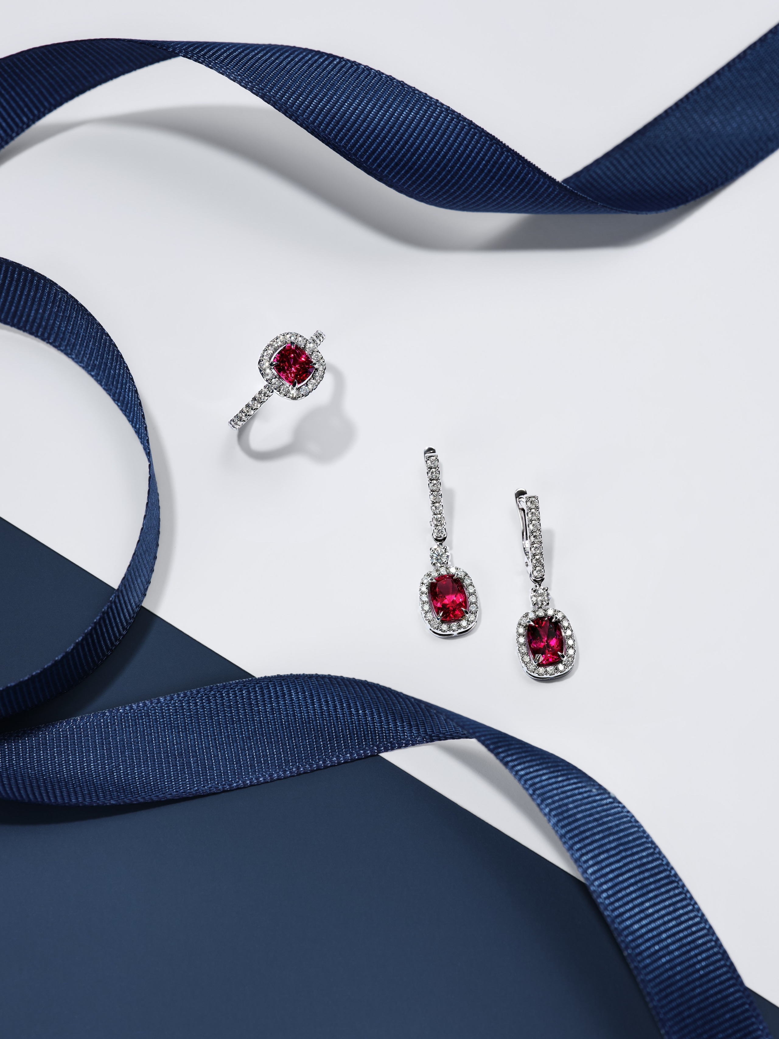 GENUINE MIRACLE GEWELLERY. Асель Рембекова