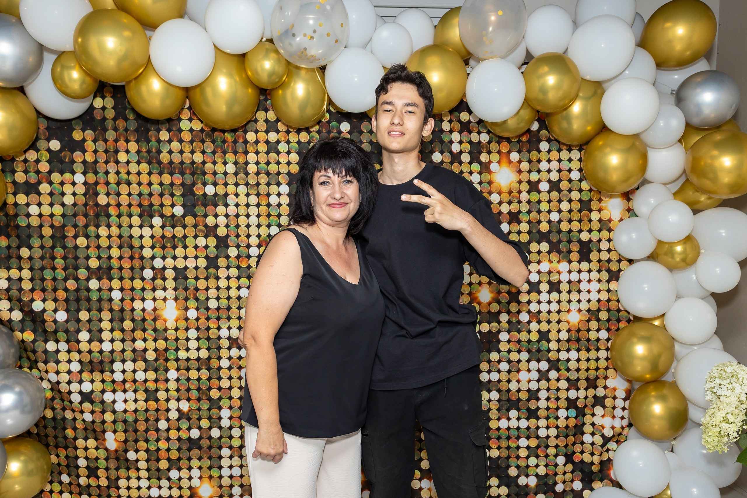 Вручение аттестата и выпускной вечер. Выпускные альбомы Майкоп, Краснодар Елена Золотарева