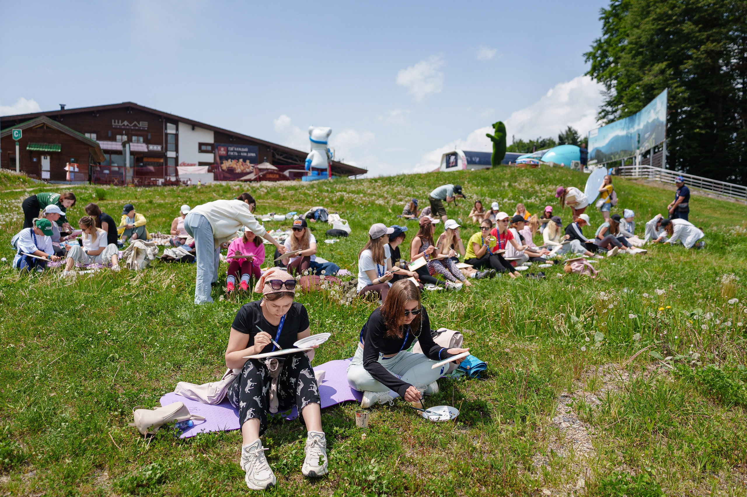 South HUB Family. South HUB