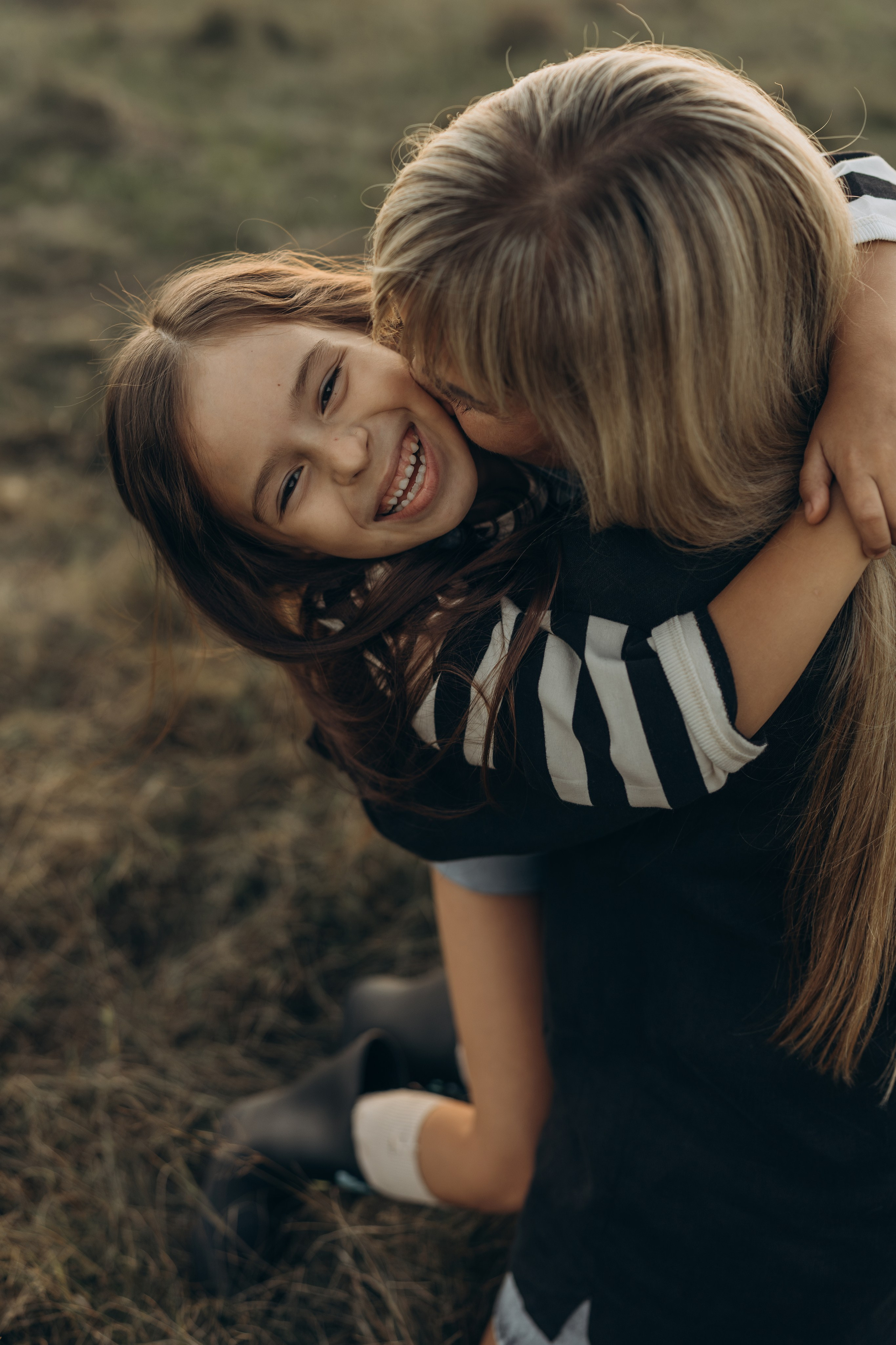 Детство, лошади, природа. Семейный фотограф Москва. Фотограф беременности и материнства Москва