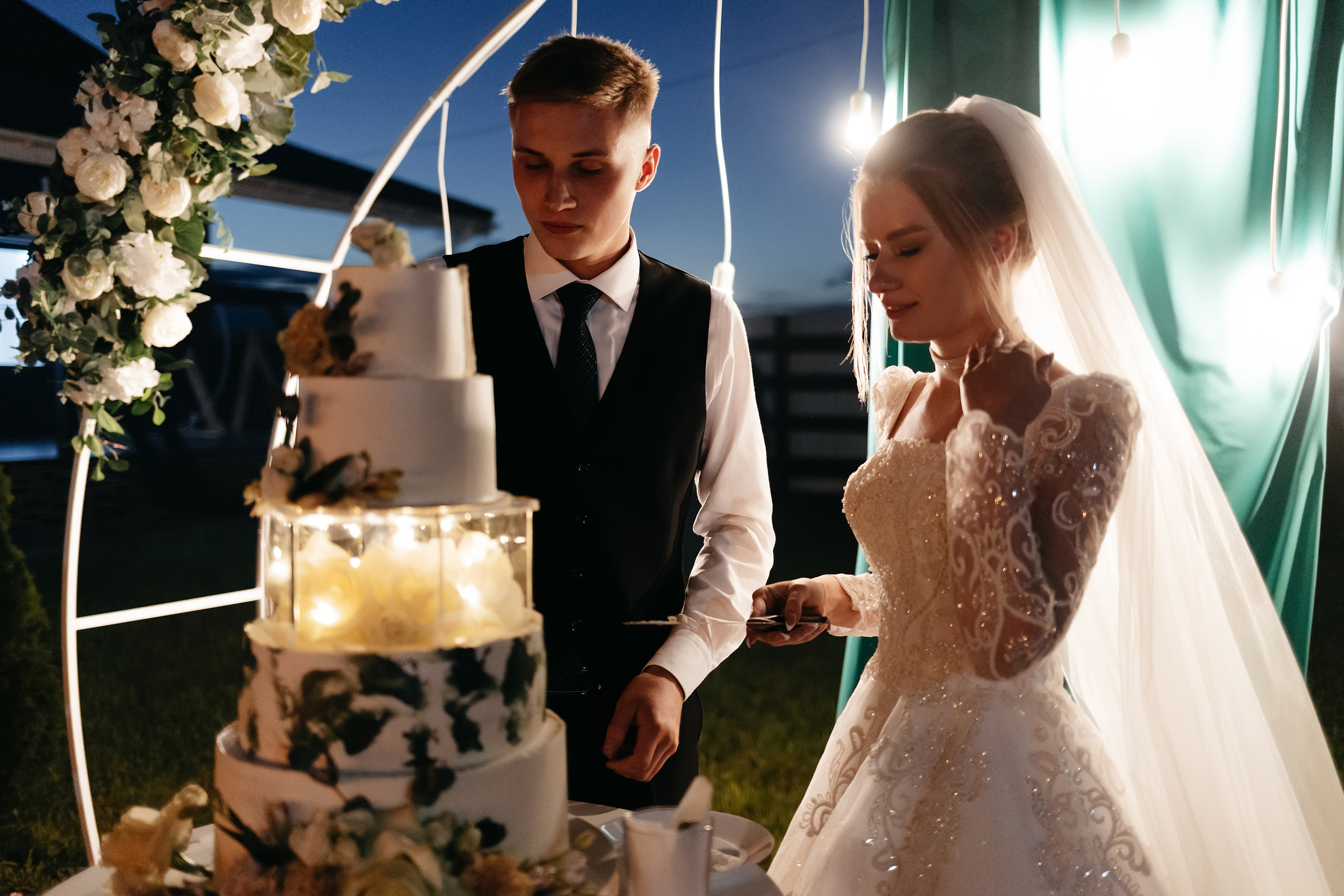 Валерия и Дмитрий. Свадебный фотограф в Пскове и Санкт-Петербурге | Анна Голикова