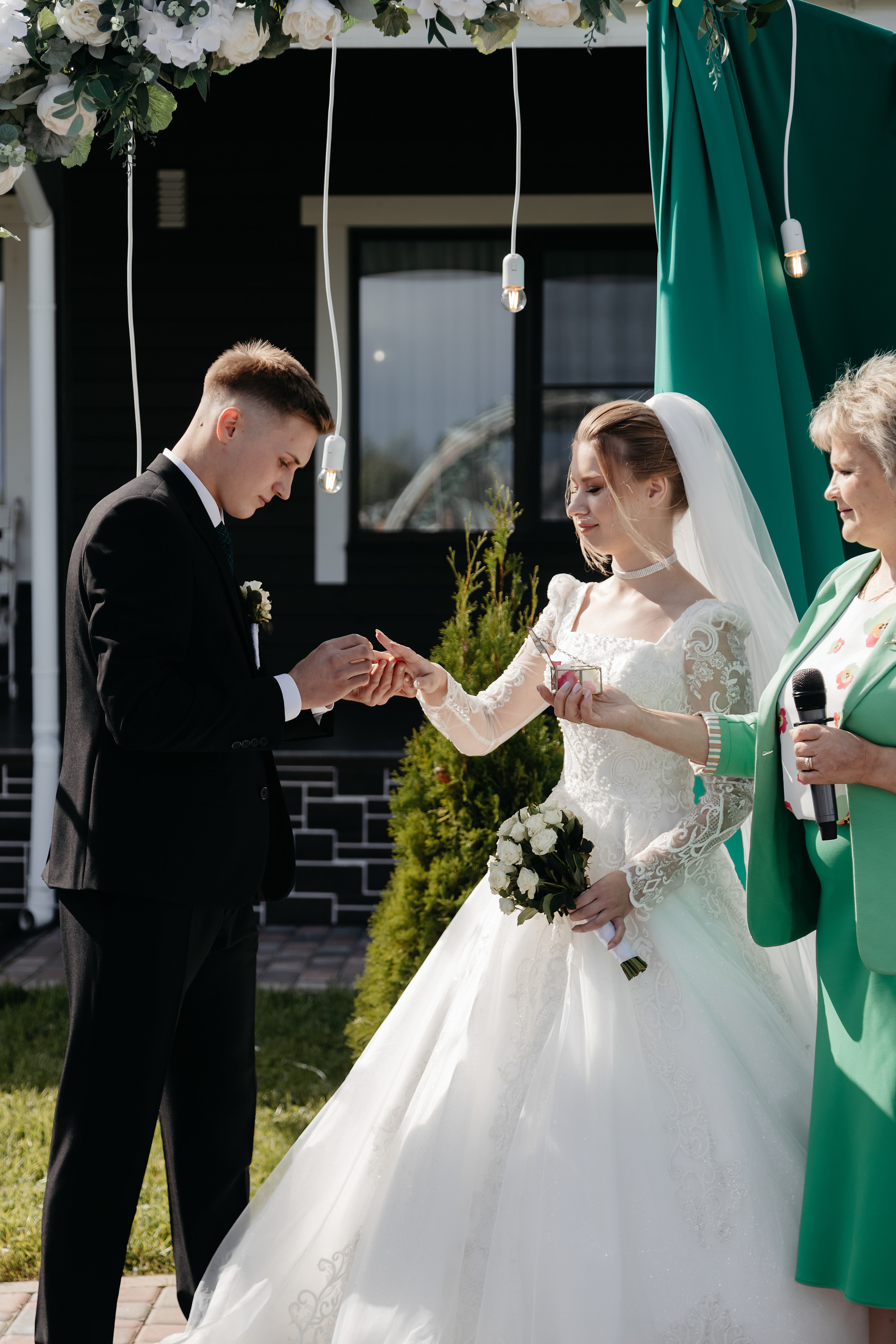 Валерия и Дмитрий. Свадебный фотограф в Пскове и Санкт-Петербурге | Анна Голикова