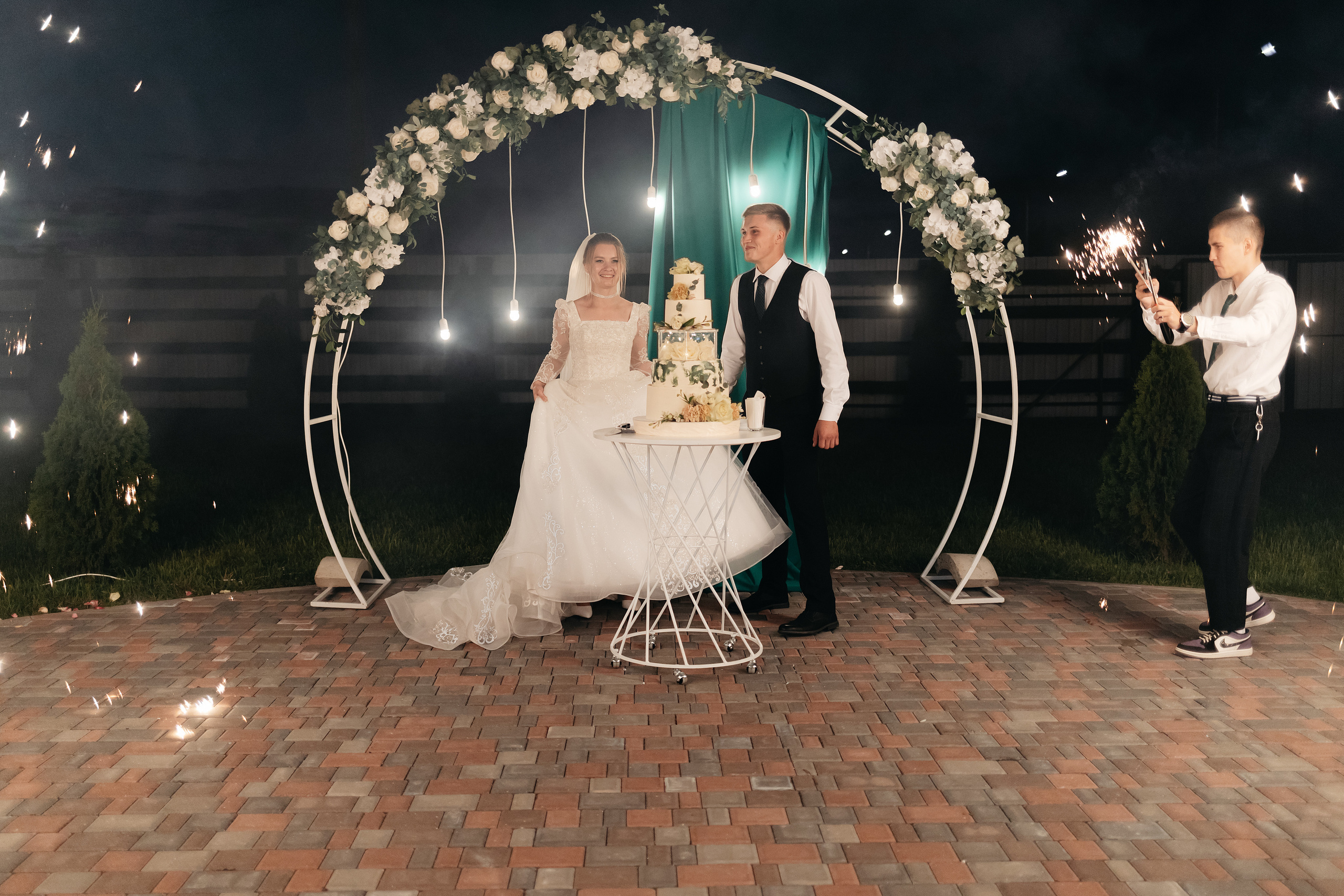 Валерия и Дмитрий. Свадебный фотограф в Пскове и Санкт-Петербурге | Анна Голикова