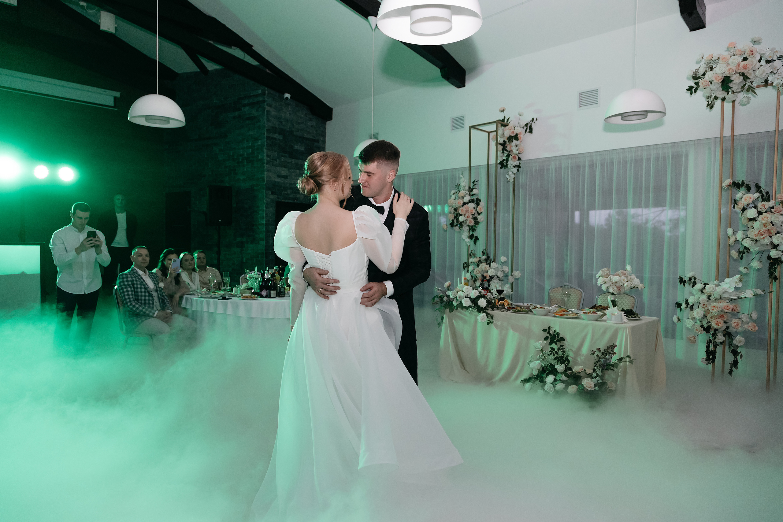 Полина и Кирилл. Свадебный фотограф в Пскове и Санкт-Петербурге | Анна Голикова