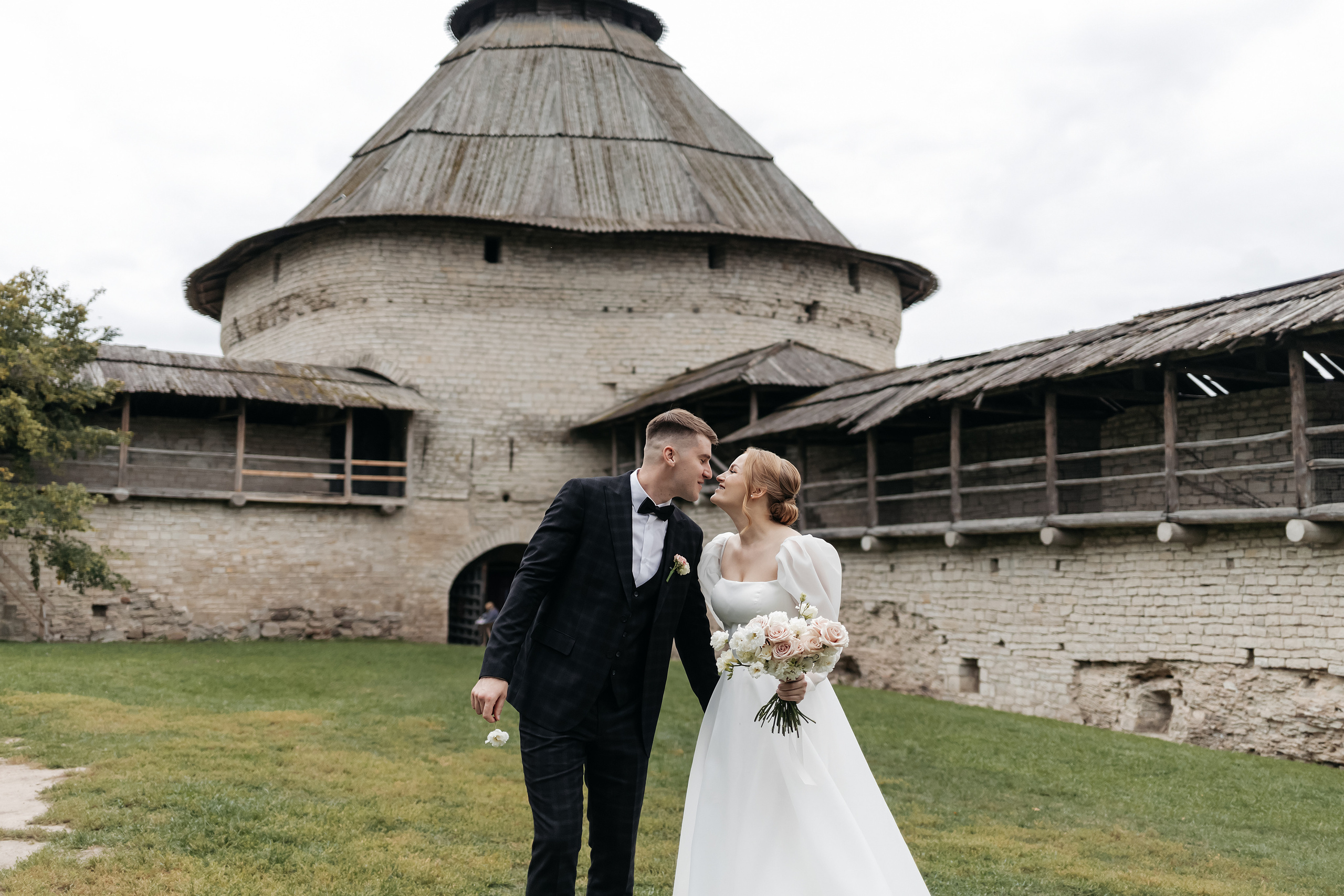 Полина и Кирилл. Свадебный фотограф в Пскове и Санкт-Петербурге | Анна Голикова