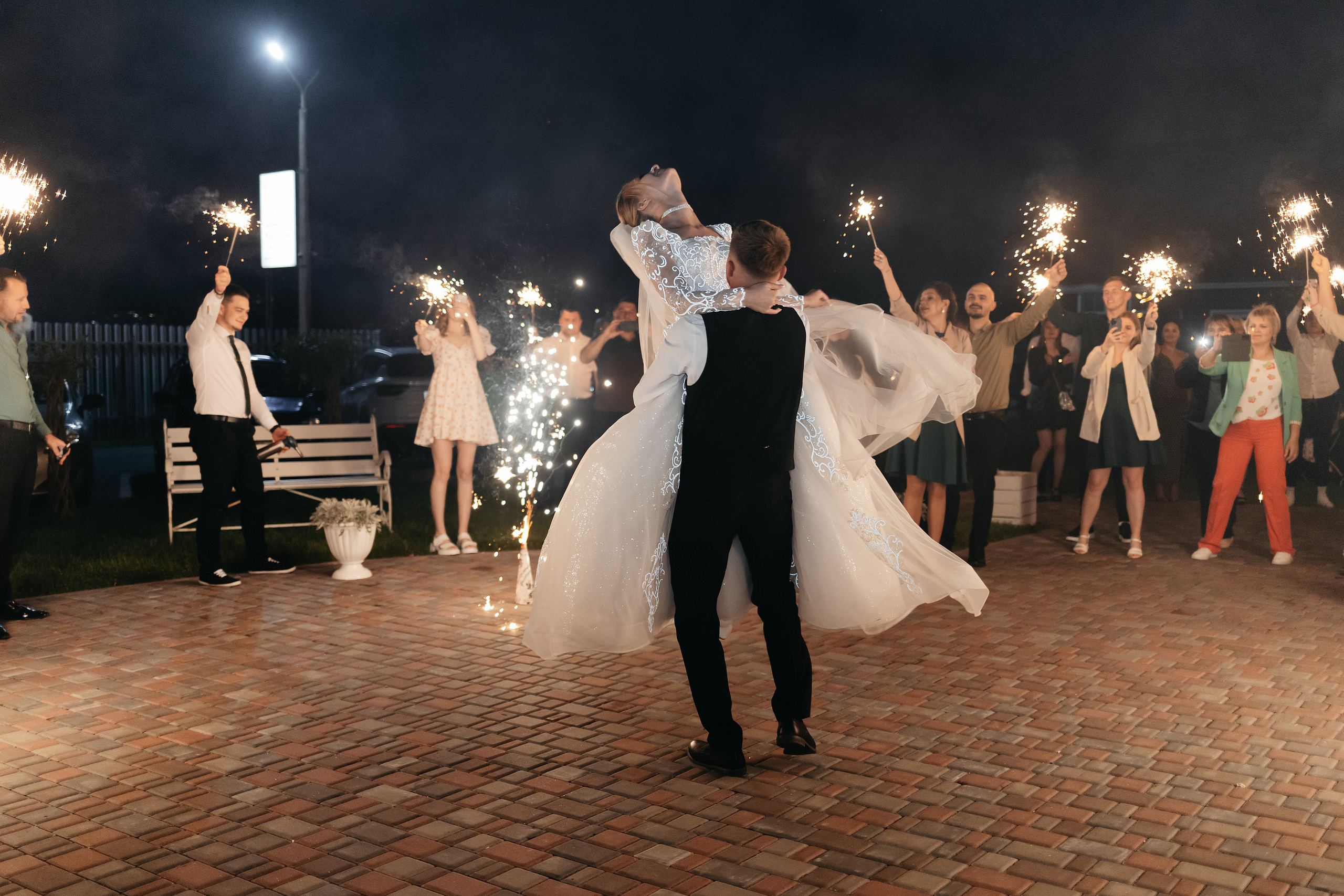 Валерия и Дмитрий. Свадебный фотограф в Пскове и Санкт-Петербурге | Анна Голикова