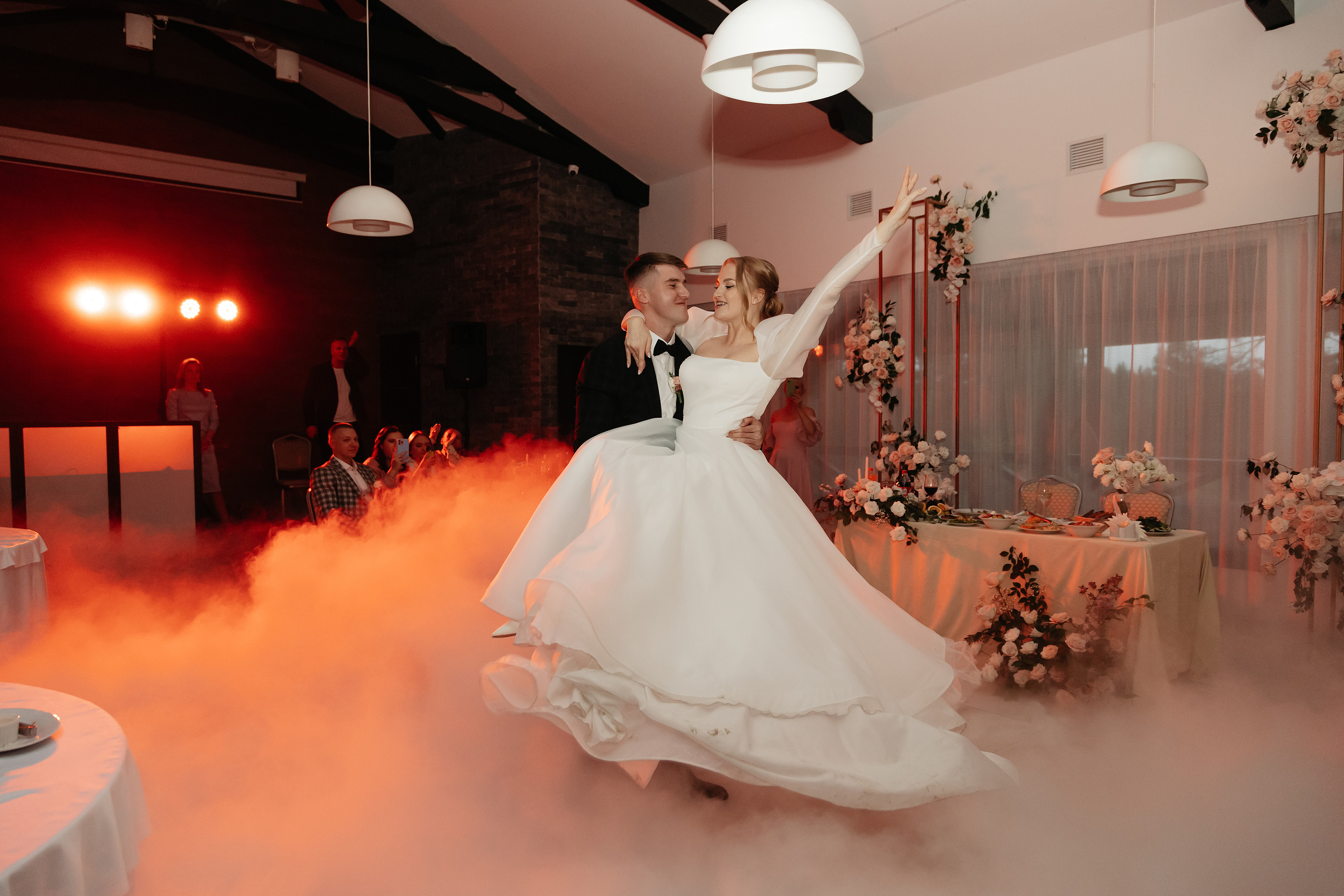 Полина и Кирилл. Свадебный фотограф в Пскове и Санкт-Петербурге | Анна Голикова