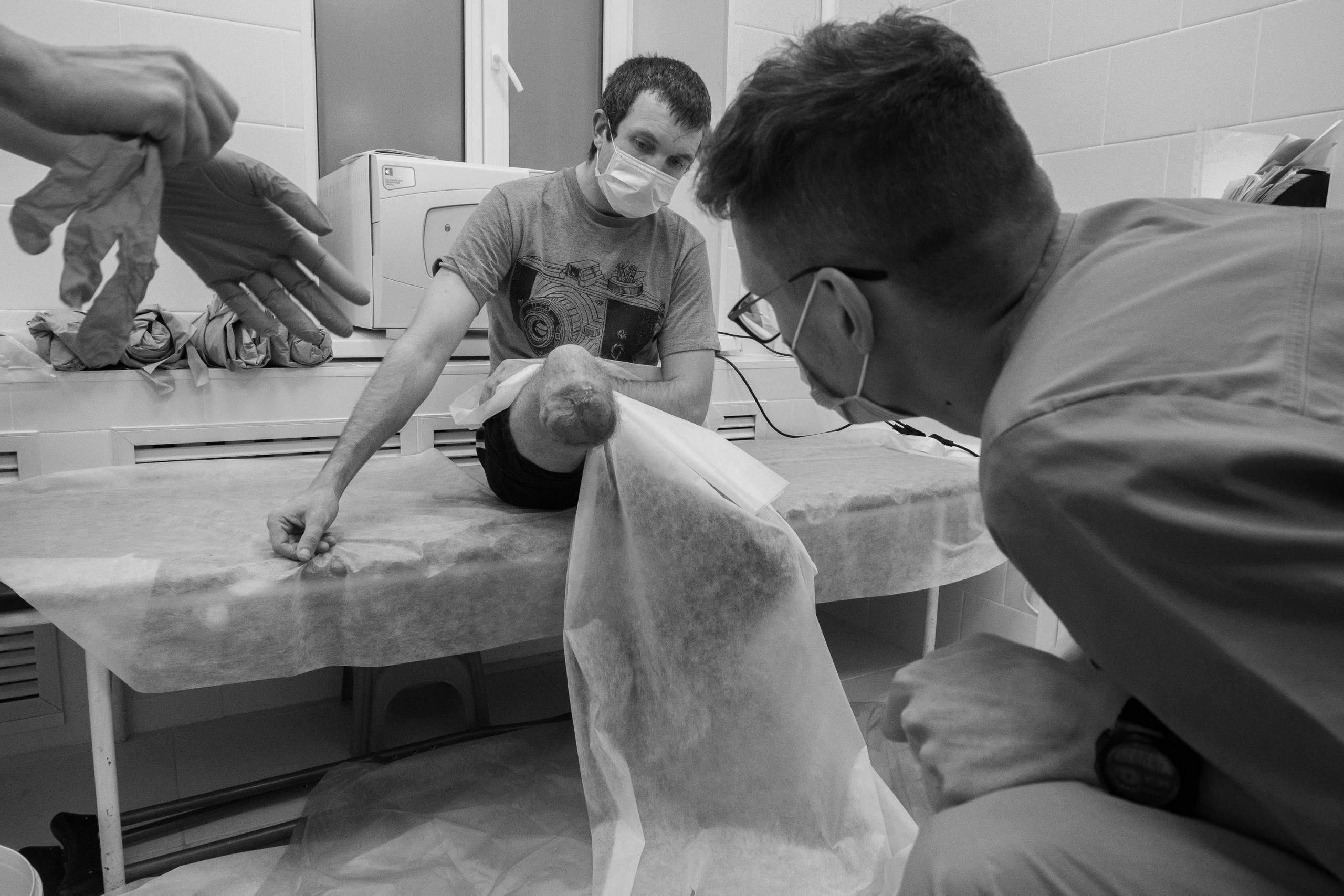 Eugene Shalnov charity documentary photograher 