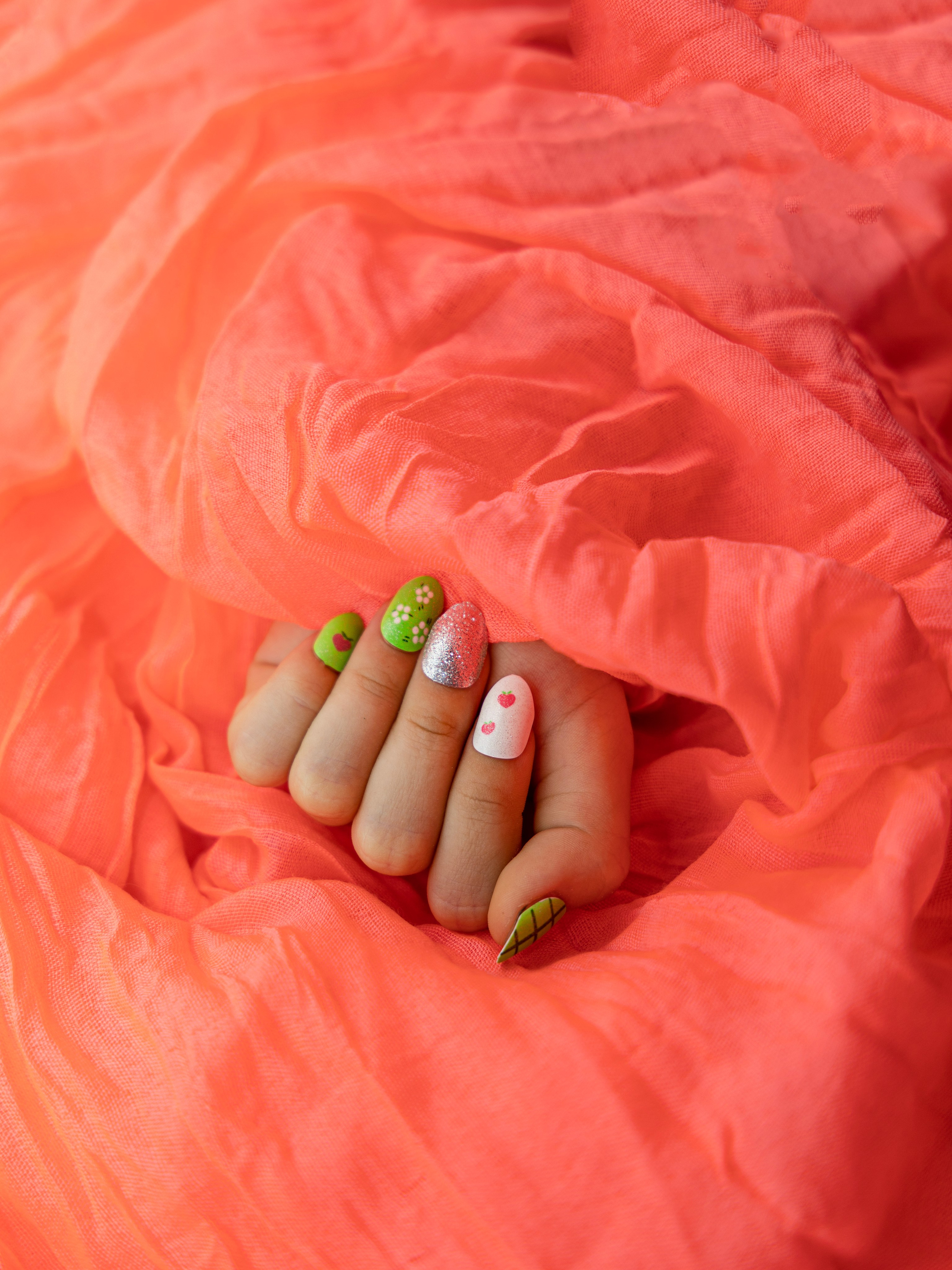 Фотограф Татьяна Марсуверских г. Жуковский, Москва и М о. Репортажные съёмки, фотосессии, съёмки для маркетплейс,накладные ногти и маникюр. Фотограф для маркетплейсов, фотоуслуги в Жуковском Татьяна Марсуверских