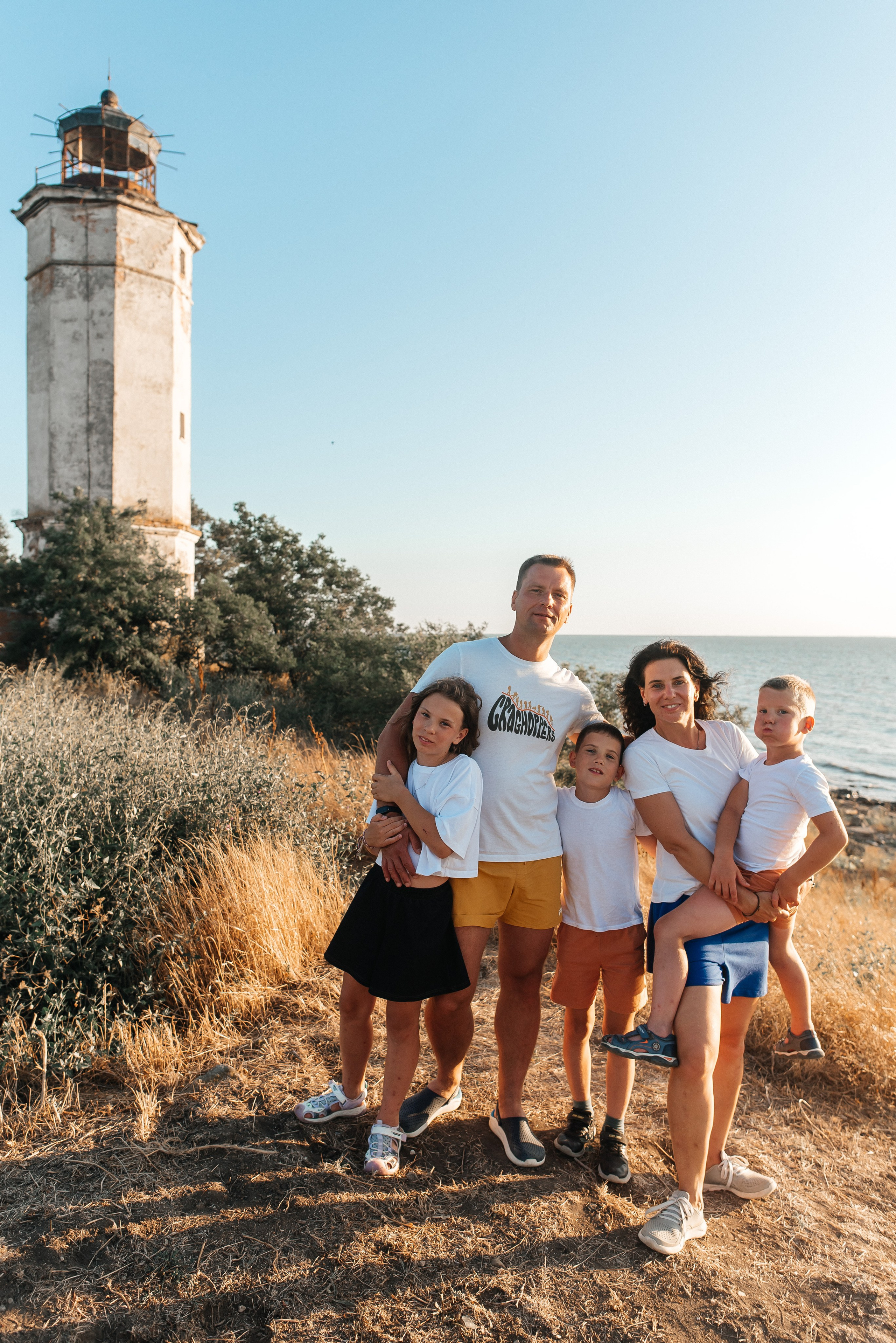 Отпуск на теплом море и маяк. Детский и семейный фотограф выпускной альбом Приморско-Ахтарск