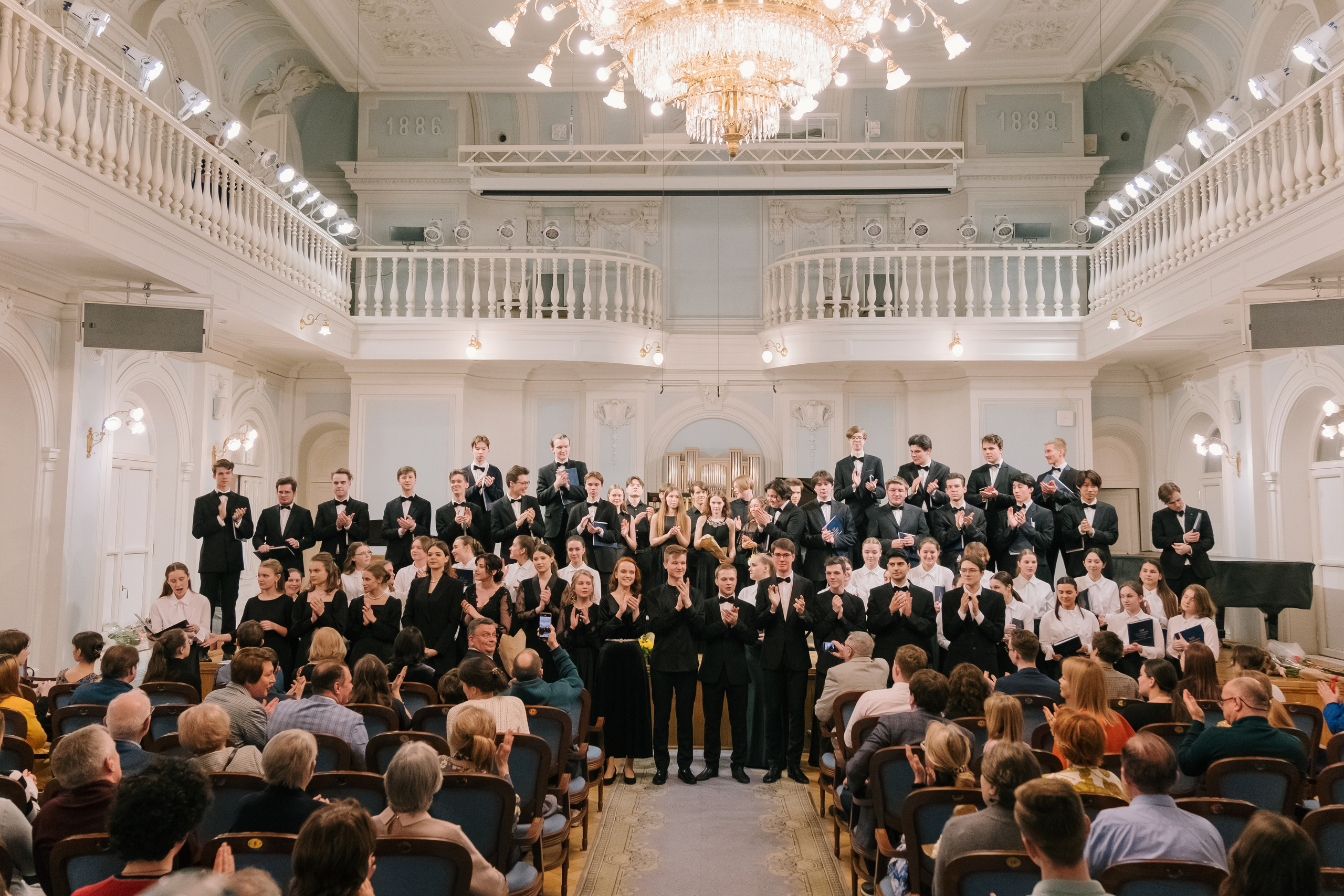 Репортажная съемка. Фотограф сюжетных съемок и портретов в Санкт-Петербурге и Москве Стася Ефремова