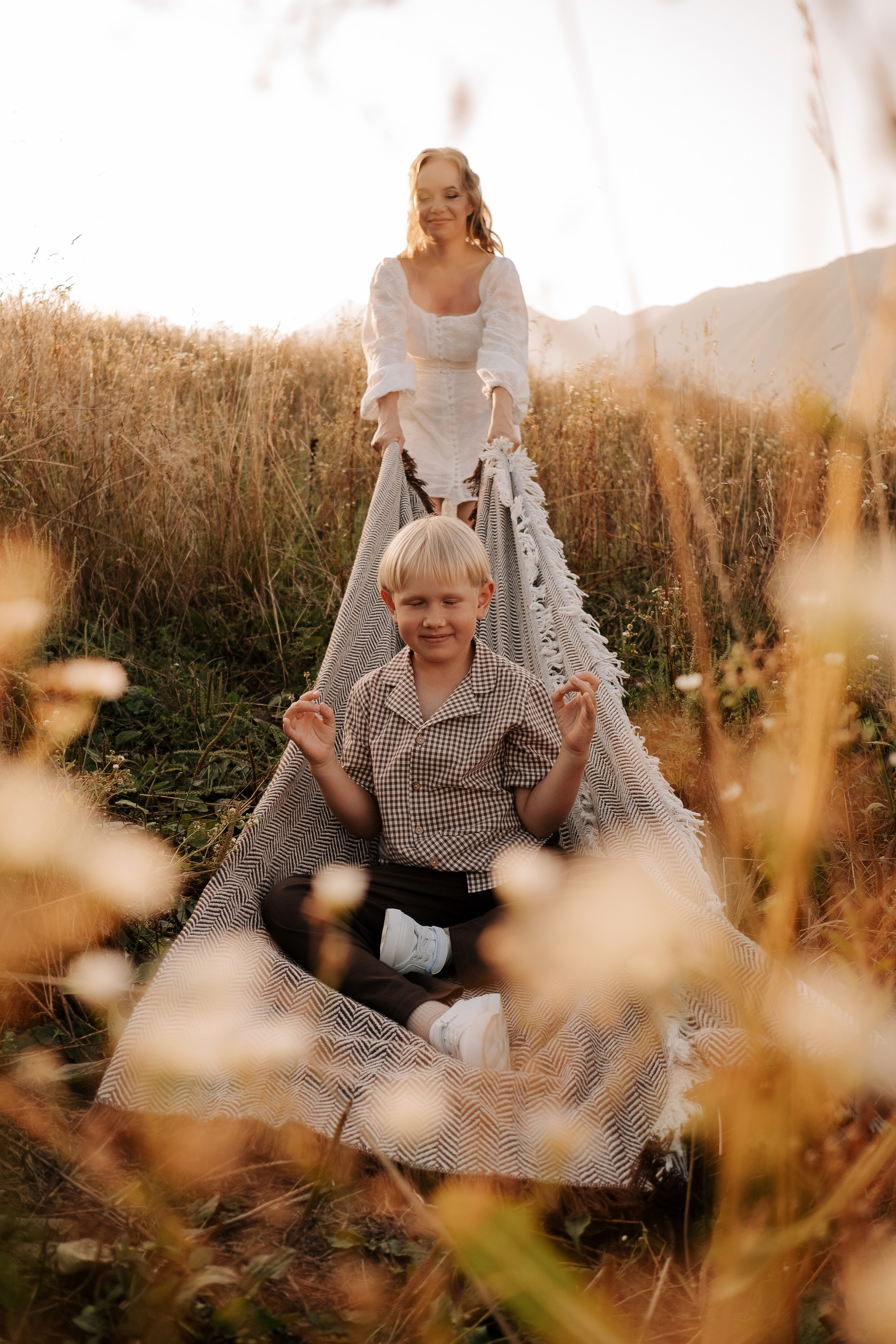 Семейные фотосессии в Сочи, Сириус и на Красной поляне. Семейный, свадебный фотограф Сочи, Адлер, Красная поляна