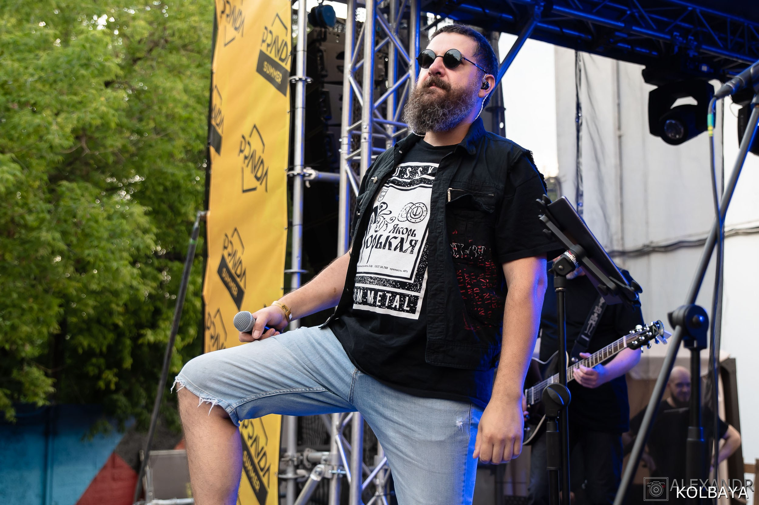 Фоторепортаж с мэшап концерта группы Черный Обелиск 4 июля 2024 года. Концертный и театральный репортажный фотограф в Москве Александр Колбая