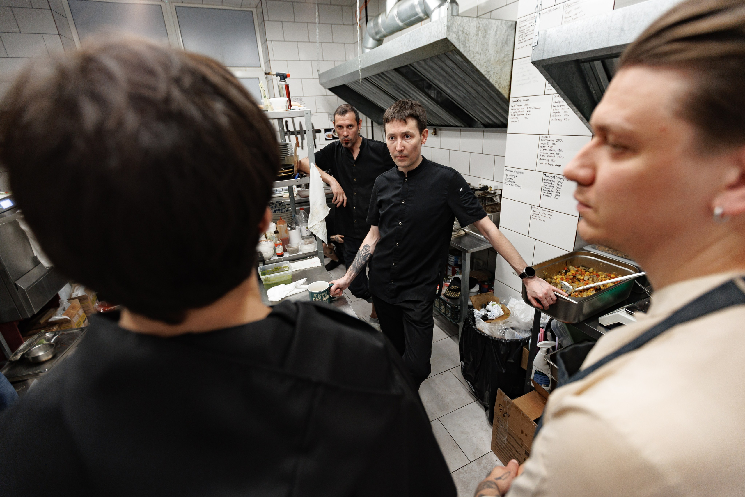 Гастроужин Поселенцы в гостях у Самозванцев