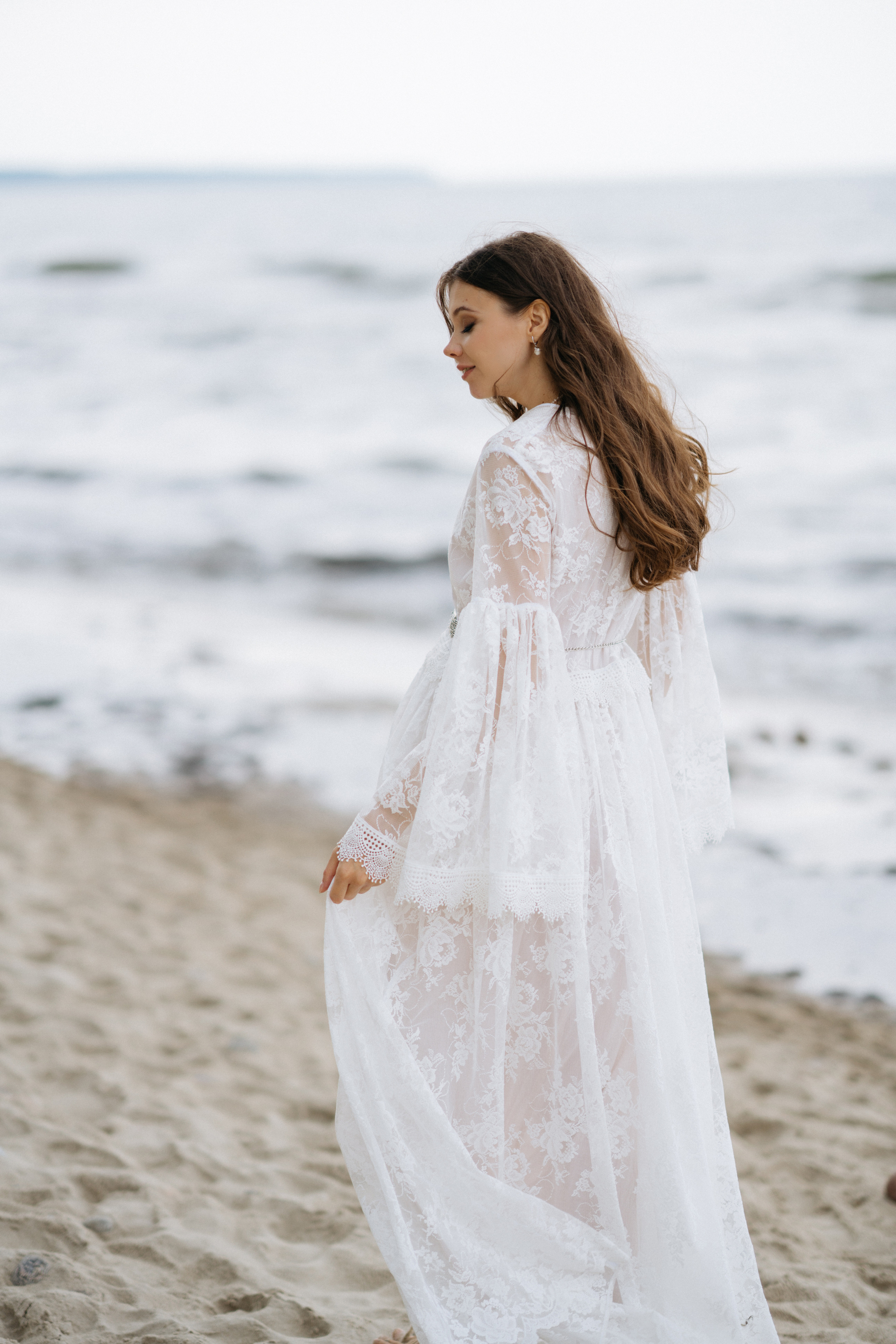 Фотографии на берегу моря в сосновом бору в ожидании. Свадебный и семейный фотограф в Калининграде Анастасия Гриценко