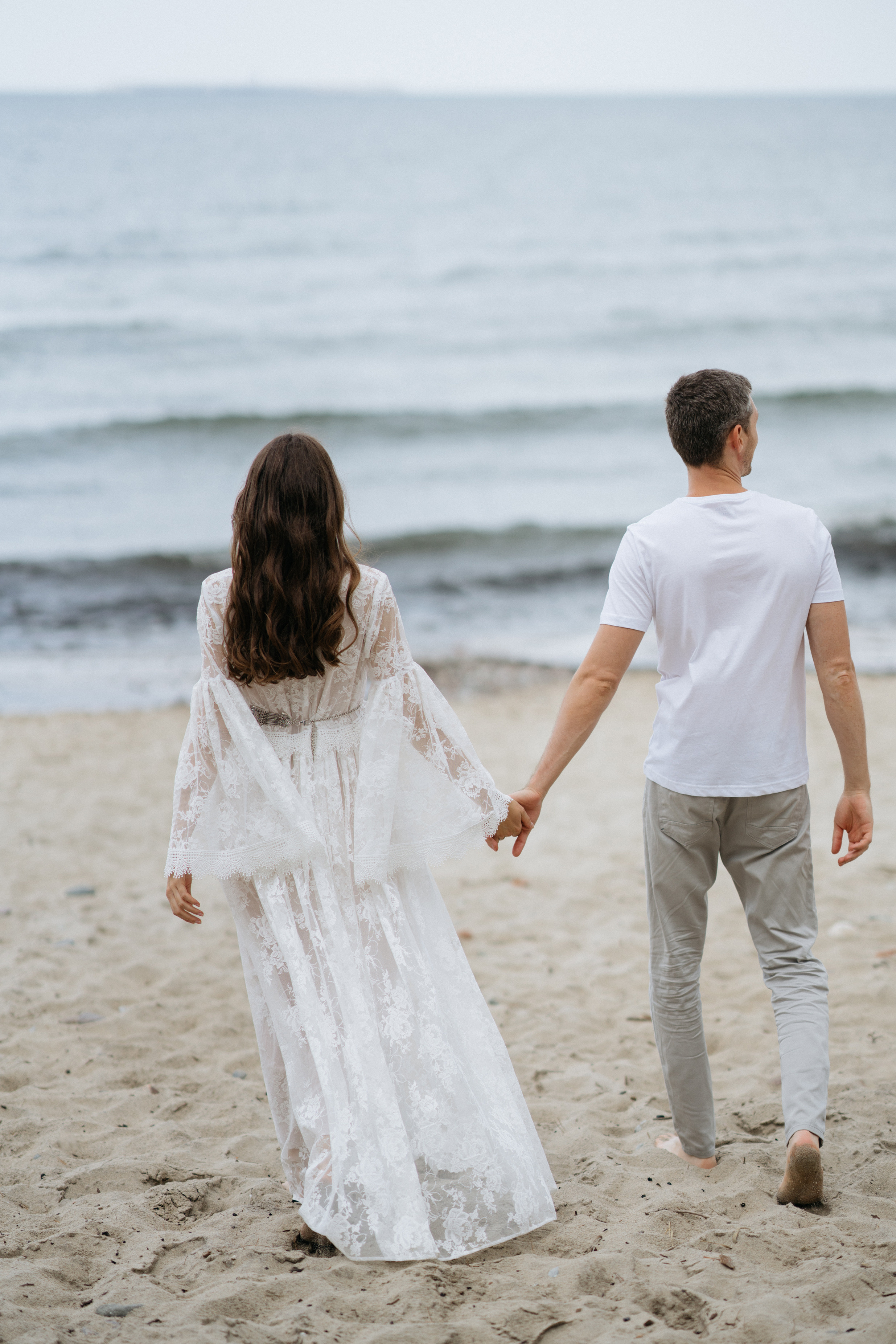 Фотографии на берегу моря в сосновом бору в ожидании. Свадебный и семейный фотограф в Калининграде Анастасия Гриценко