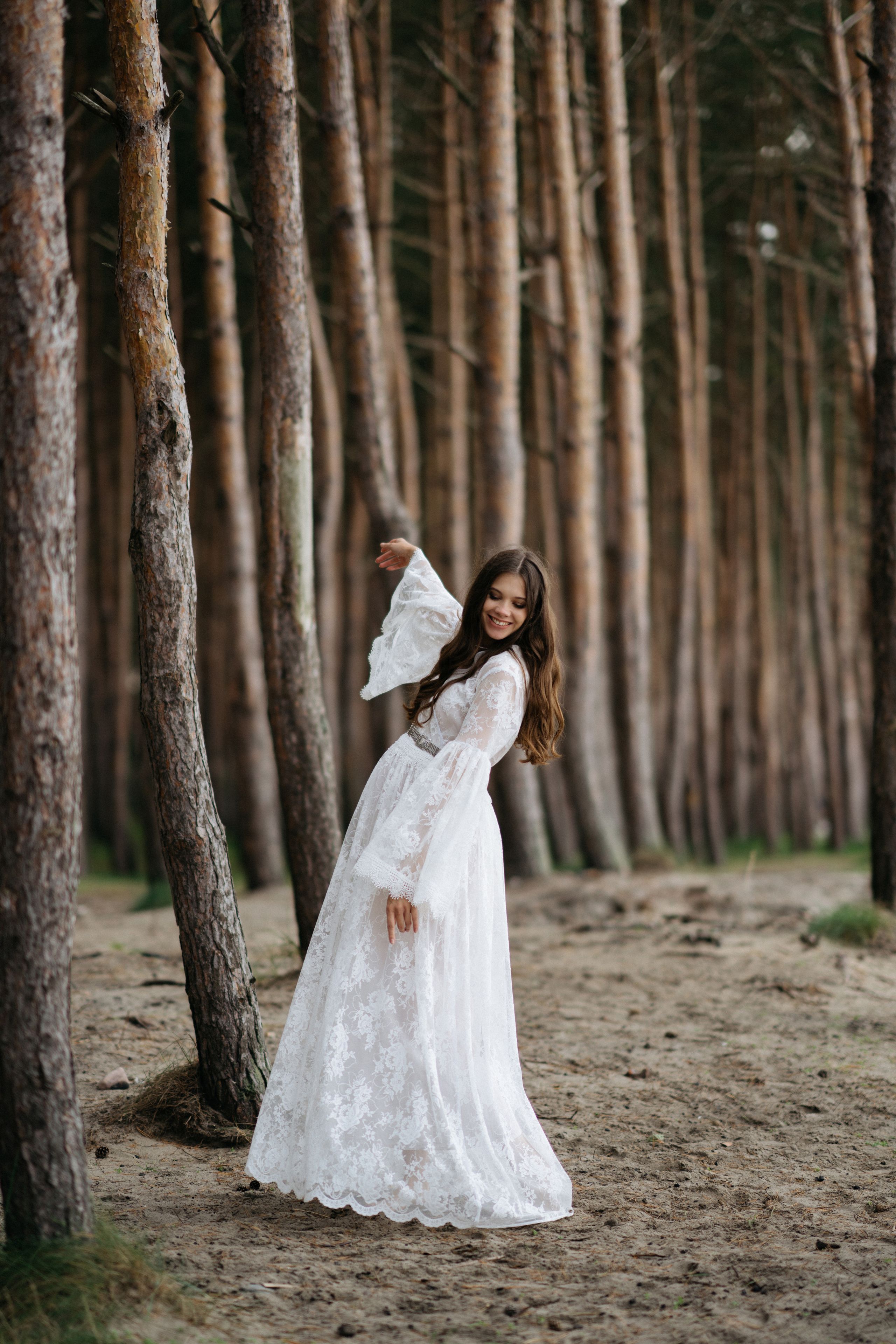 Фотографии на берегу моря в сосновом бору в ожидании. Свадебный и семейный фотограф в Калининграде Анастасия Гриценко