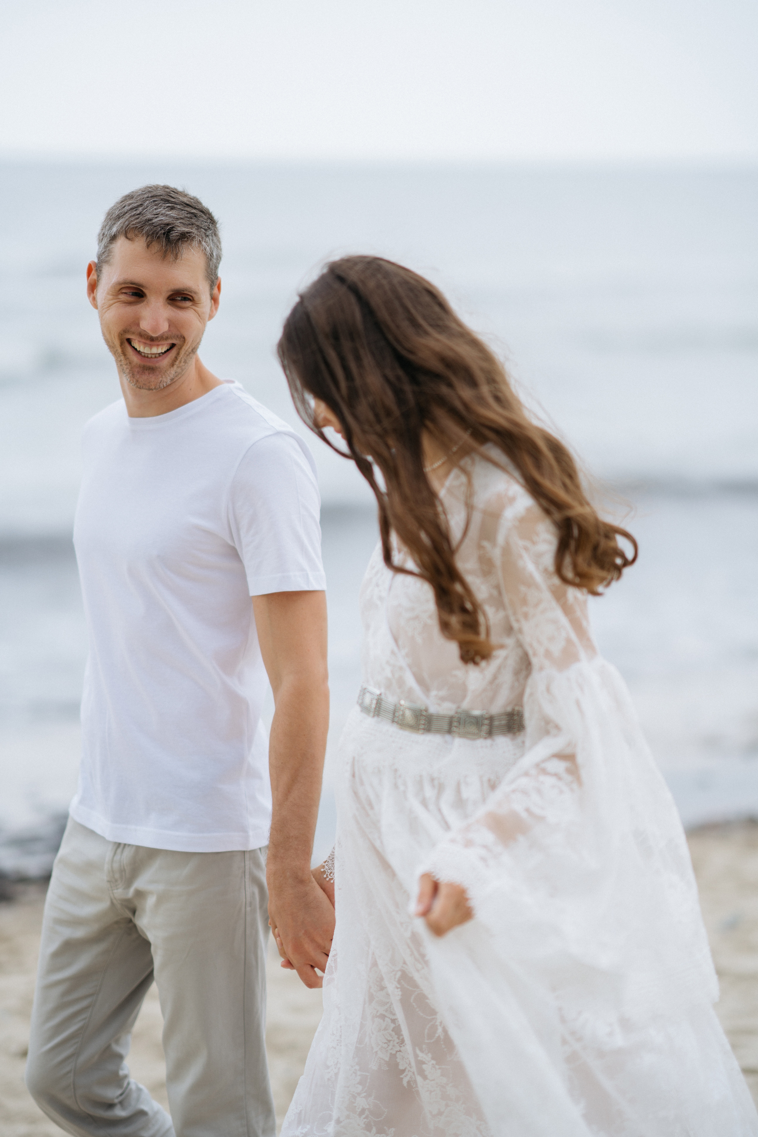 Фотографии на берегу моря в сосновом бору в ожидании. Свадебный и семейный фотограф в Калининграде Анастасия Гриценко