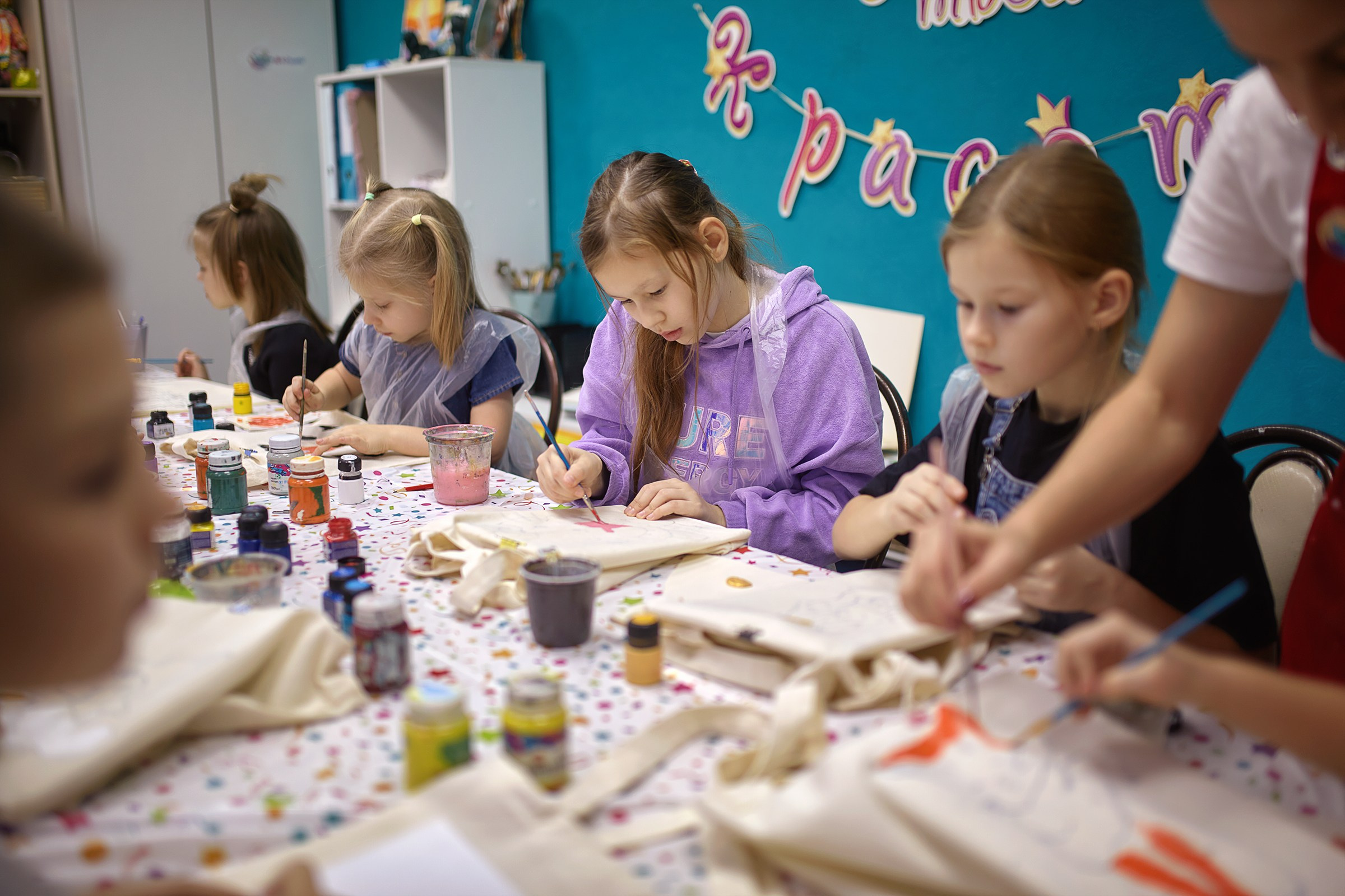 День рождения Полины (07.12.2024). Фотограф Роман Желтухин