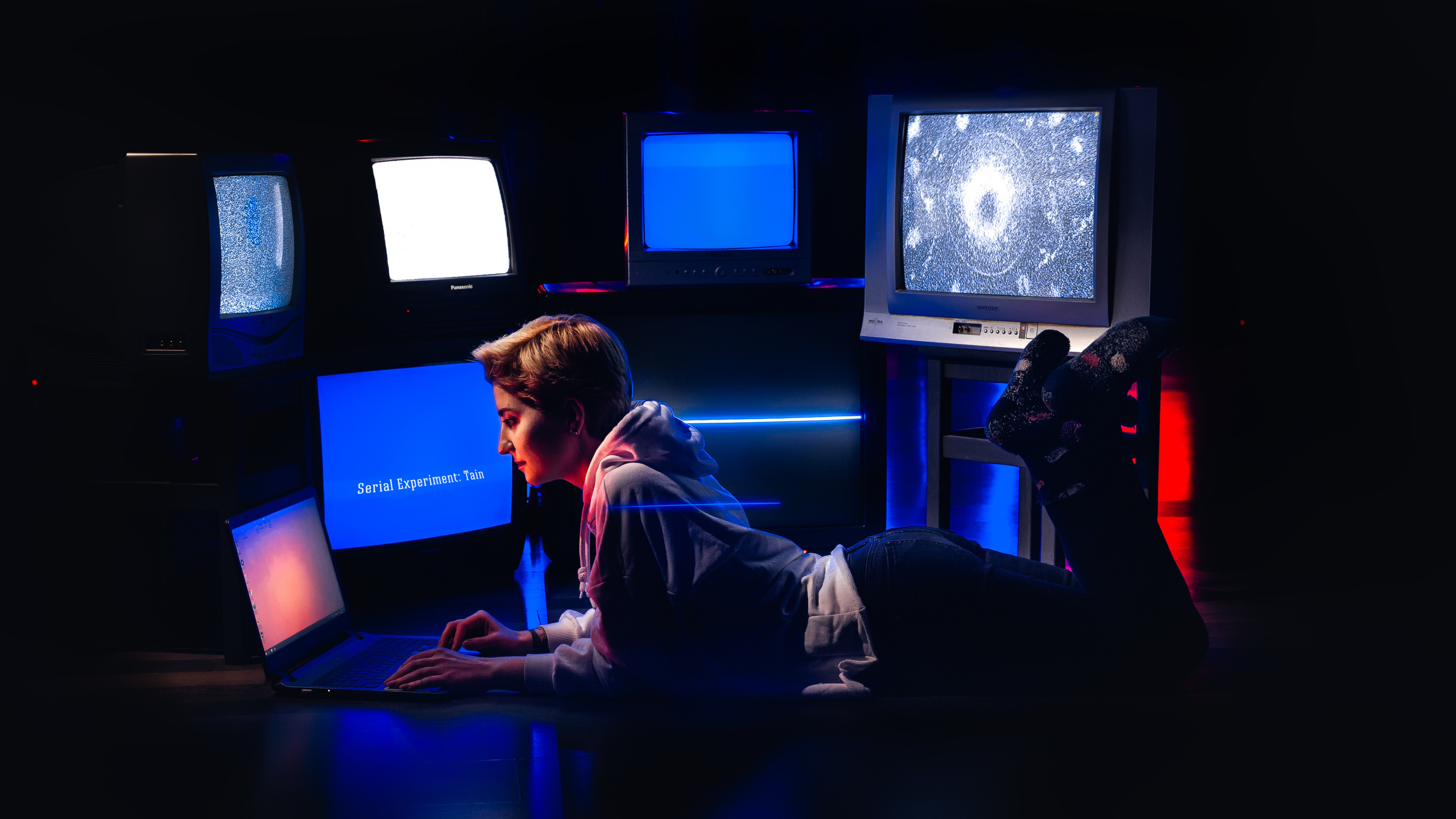 2021. Социофобушек, фотографирует социофобушков. Фотограф в Санкт-Петербурге