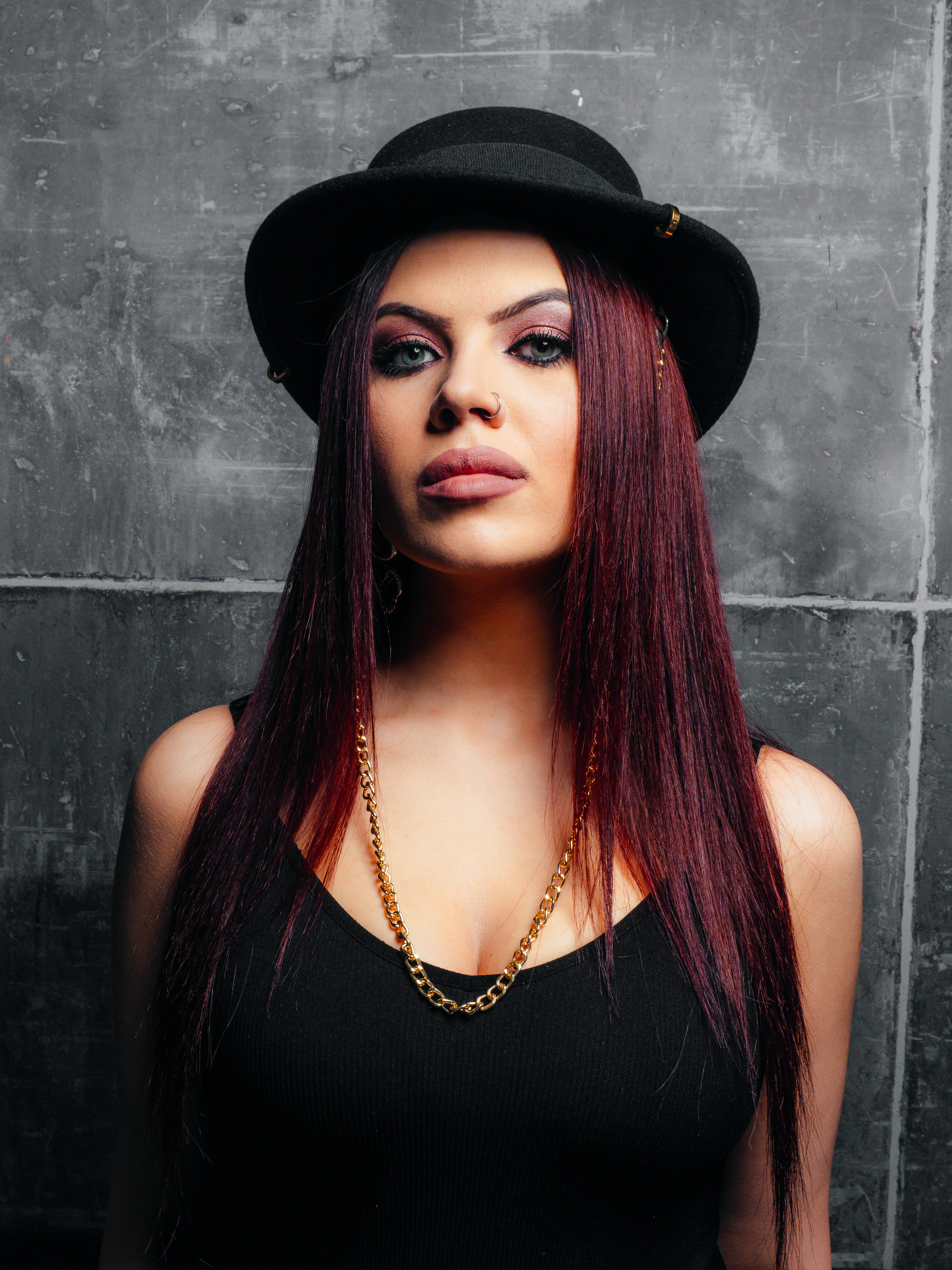 NMars (автор песен и певица). Главная