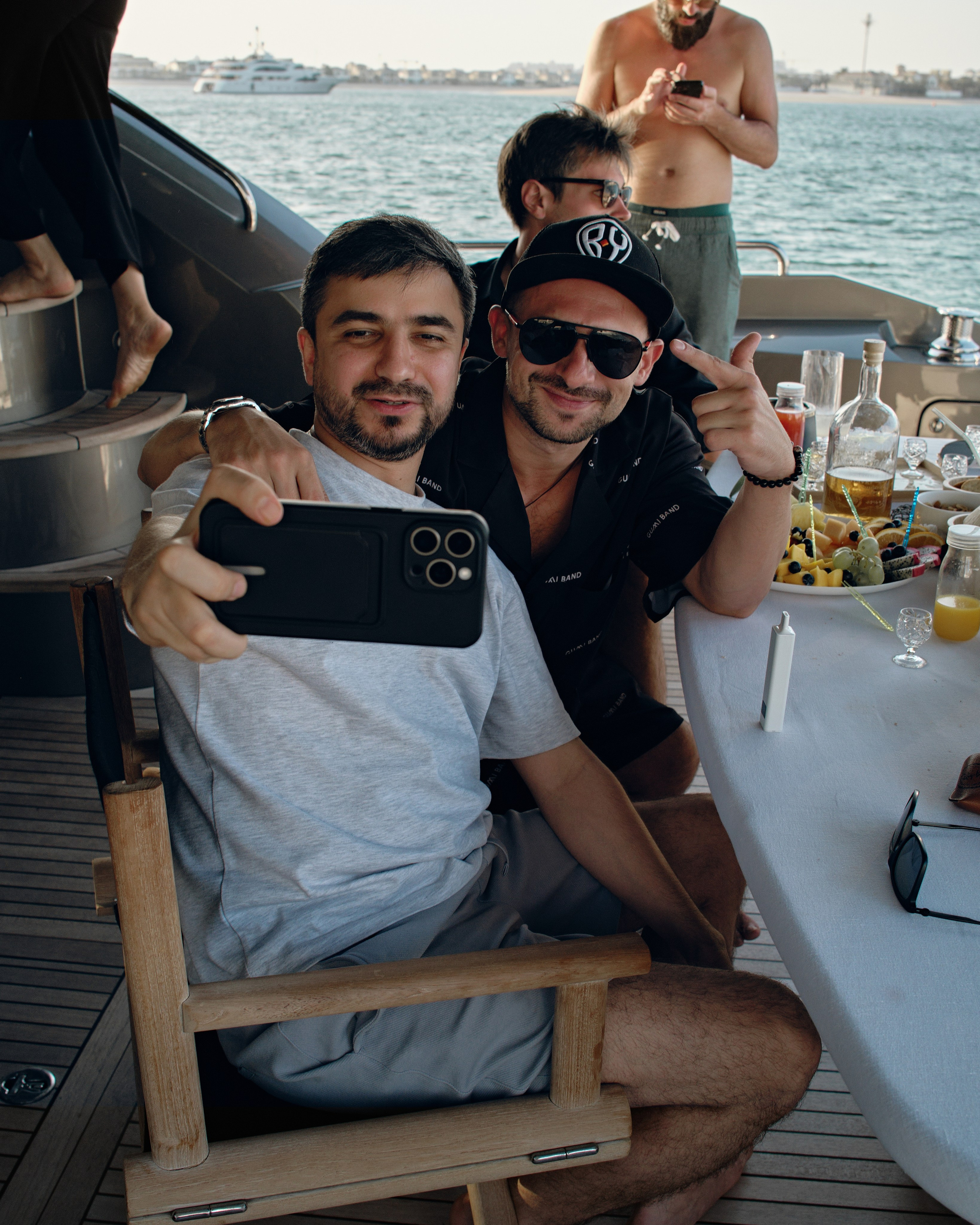 PAVEL DEREVYANKO. NOIZOMAX Художественный фотограф в Дубай