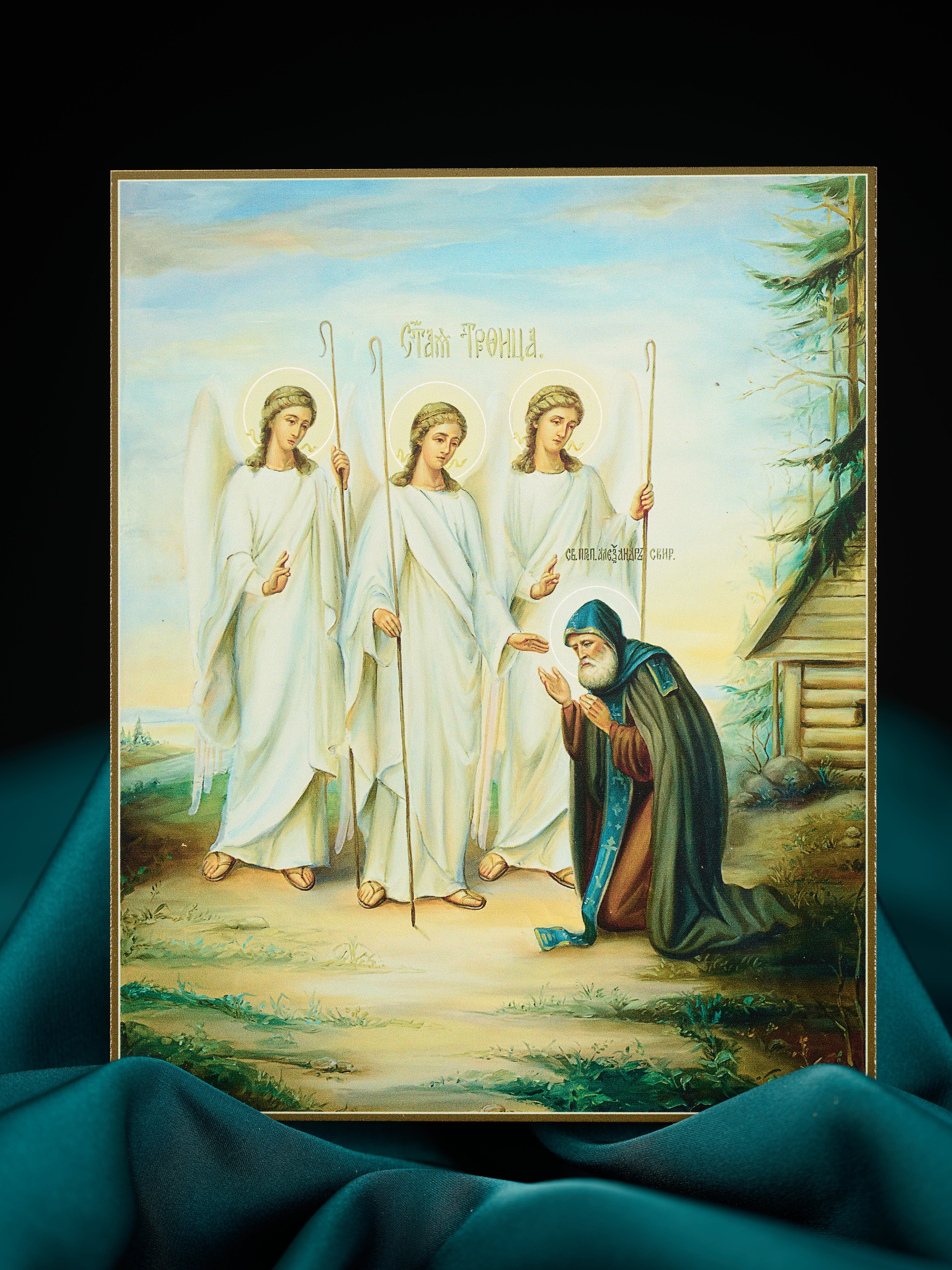 Иконы на досках