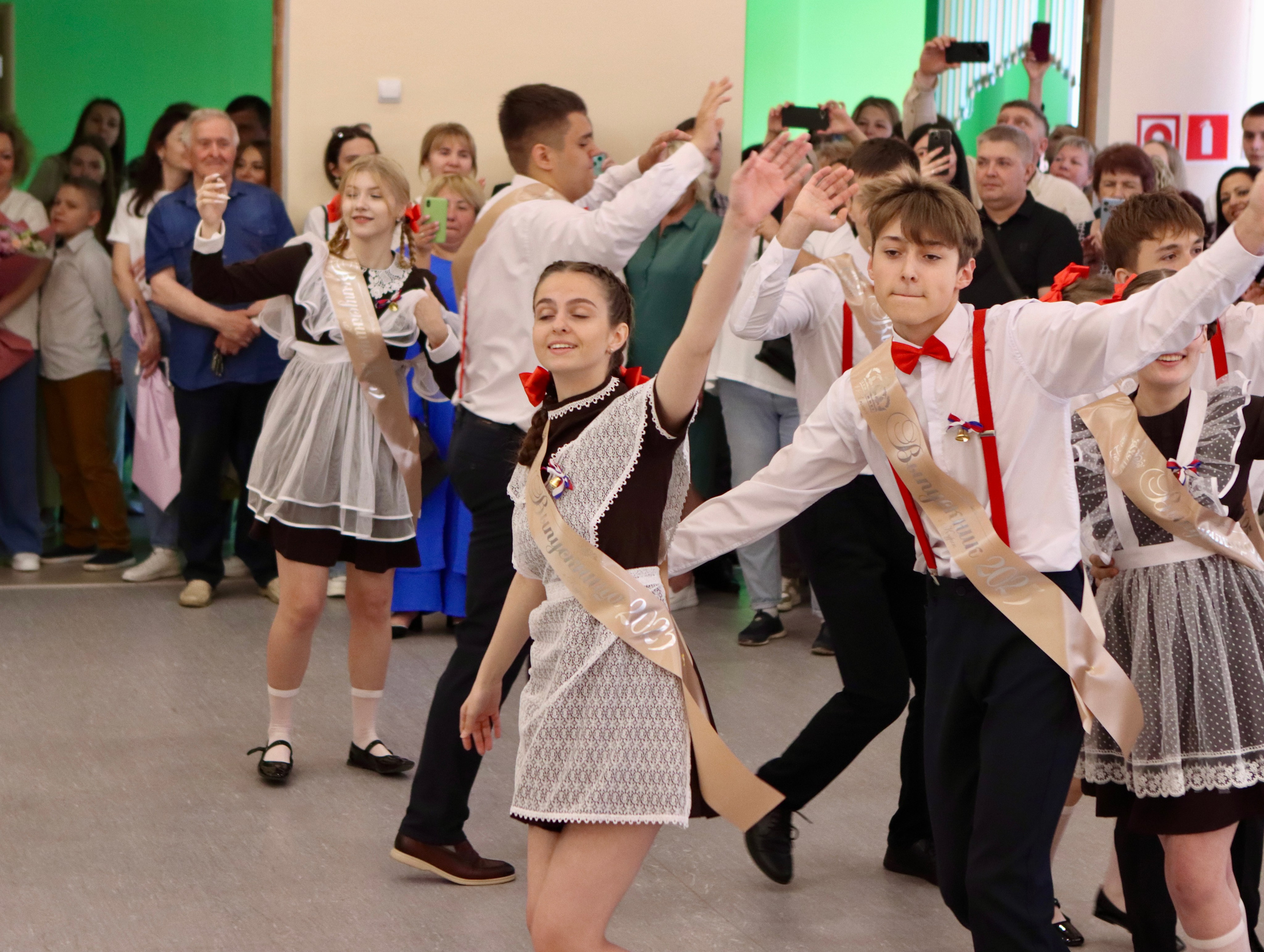 Школьный выпускной. Фотограф в Курске Смирнов Евгений