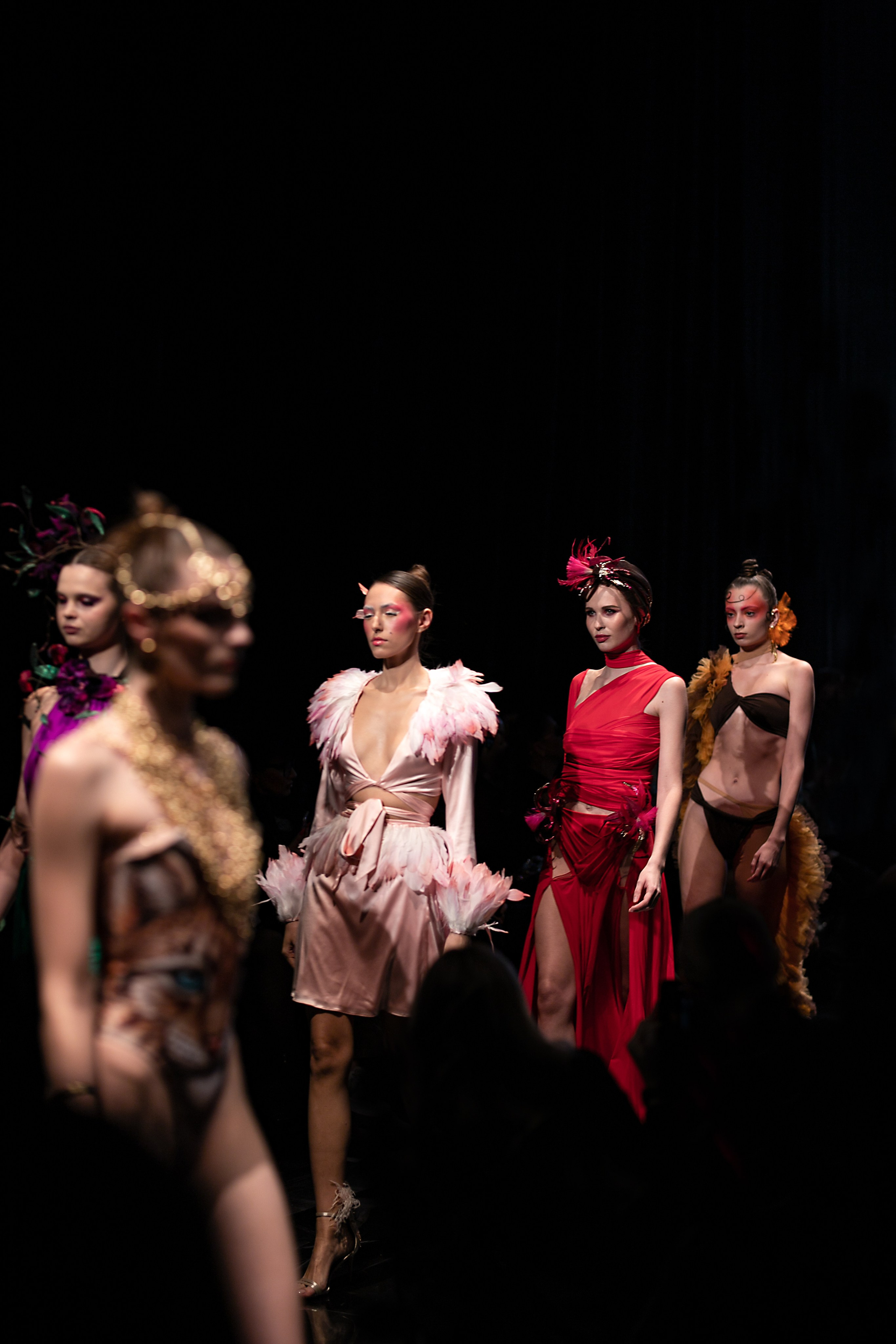 SPB Fashion Week'23 April. Fashion Фотограф в СПб Yana Kochkina