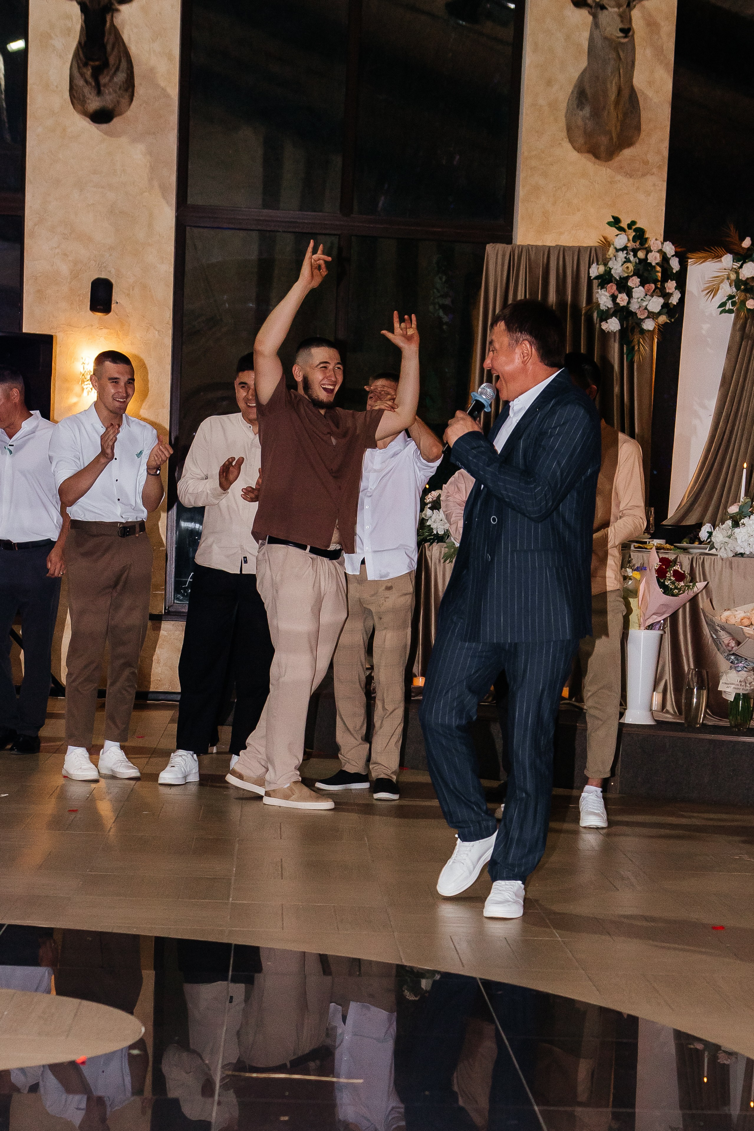 Свадьба в Динопарке. Свадебный фотограф Виктория Чуйко Магнитогорск. Визуал для бизнеса