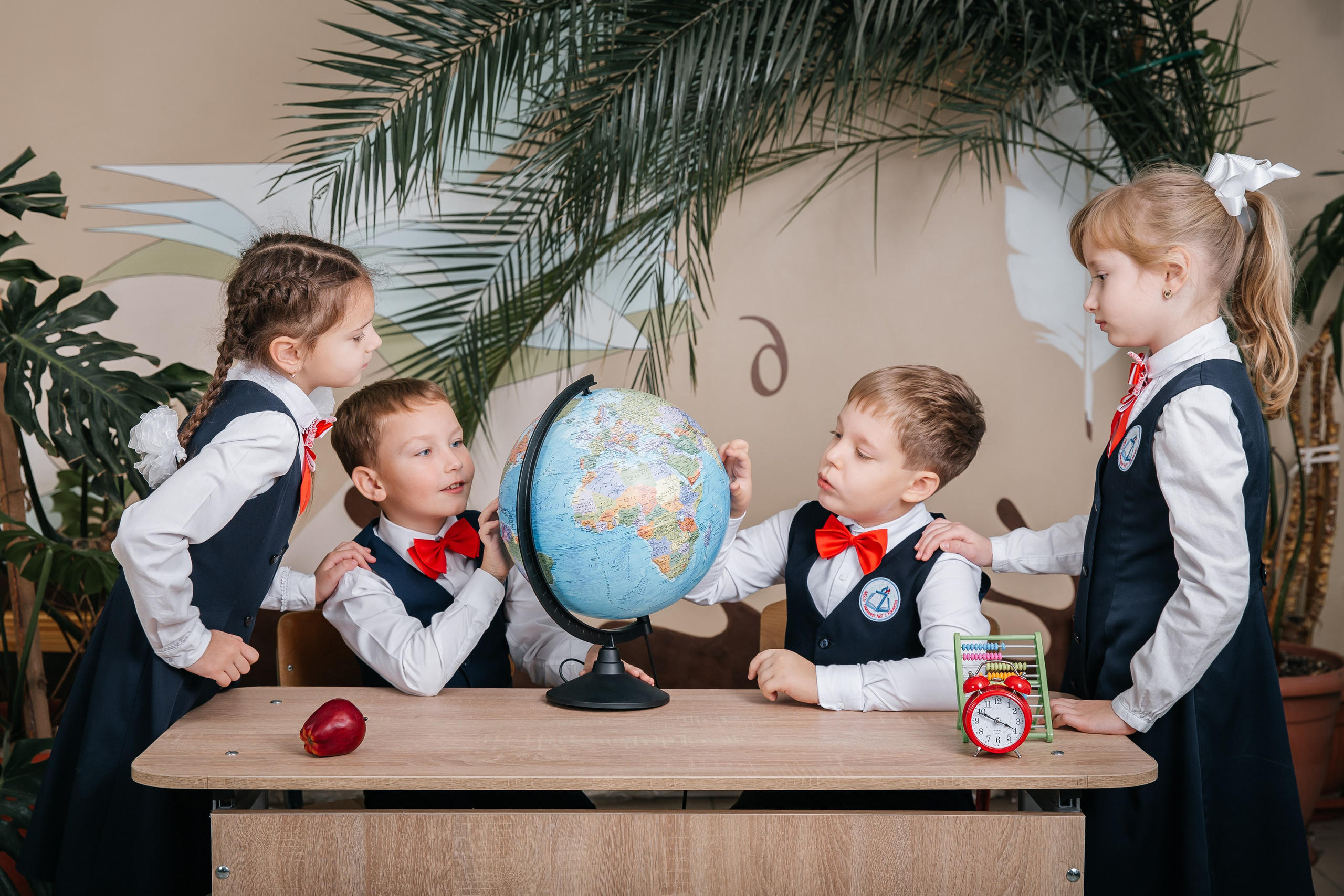 Фотосессия в начальной школе Крымск. Фотограф Любава Колесник. Выпускные альбомы в Крымском районе