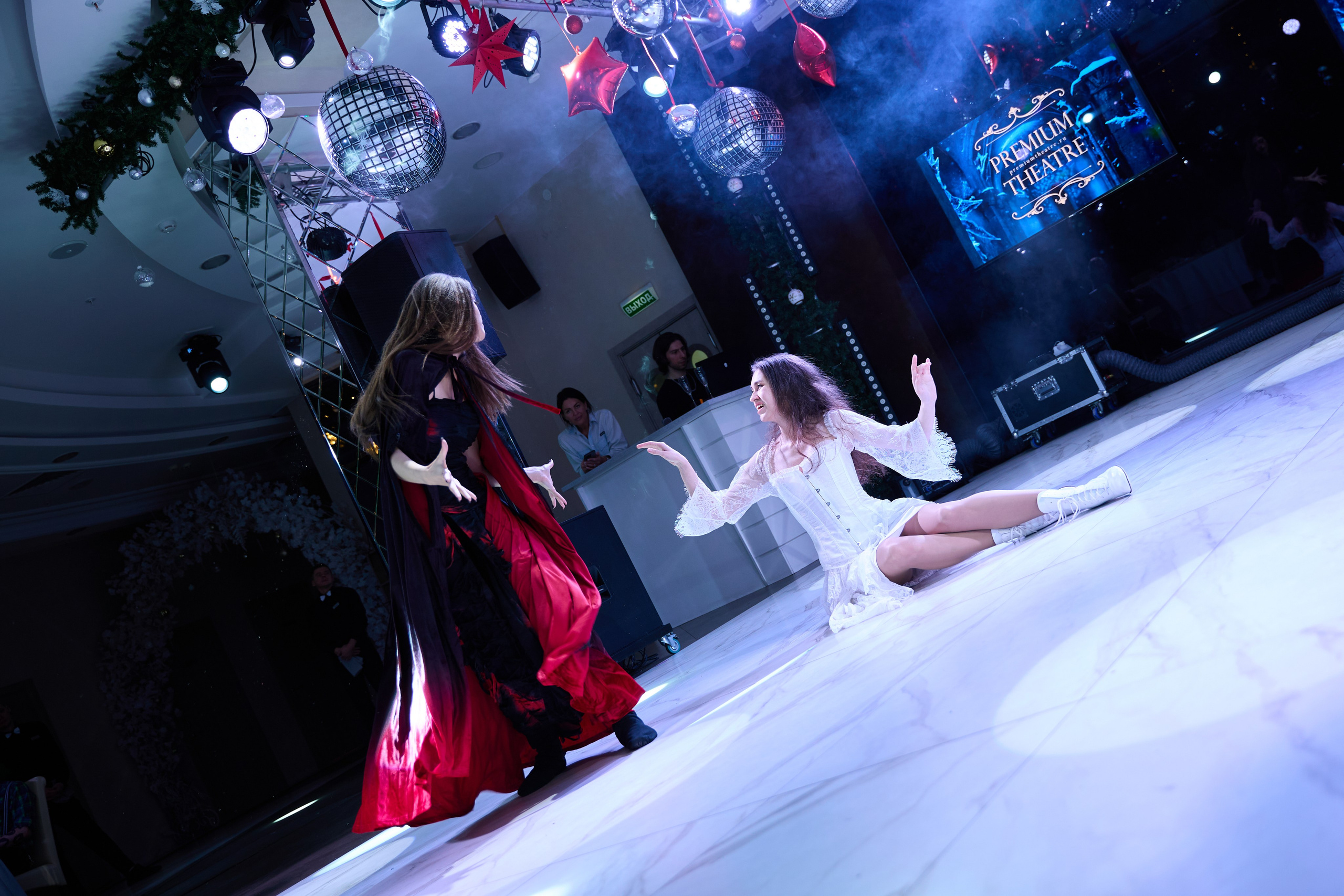 Новогодний корпоратив в пространстве «360» в Санкт-Петербурге | Premium Theatre. Репортажный фотограф в Санкт-Петербурге — Федор Борисов | Съемка мероприятий