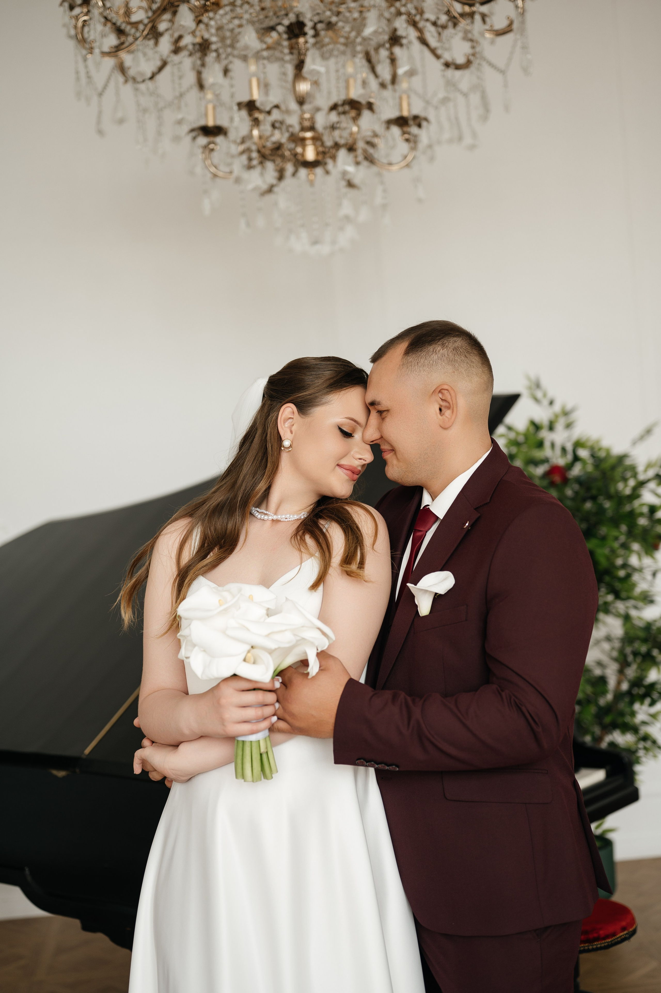 Загс (студия и прогулка). Свадебный и семейный фотограф в Краснодаре Алина Мельник