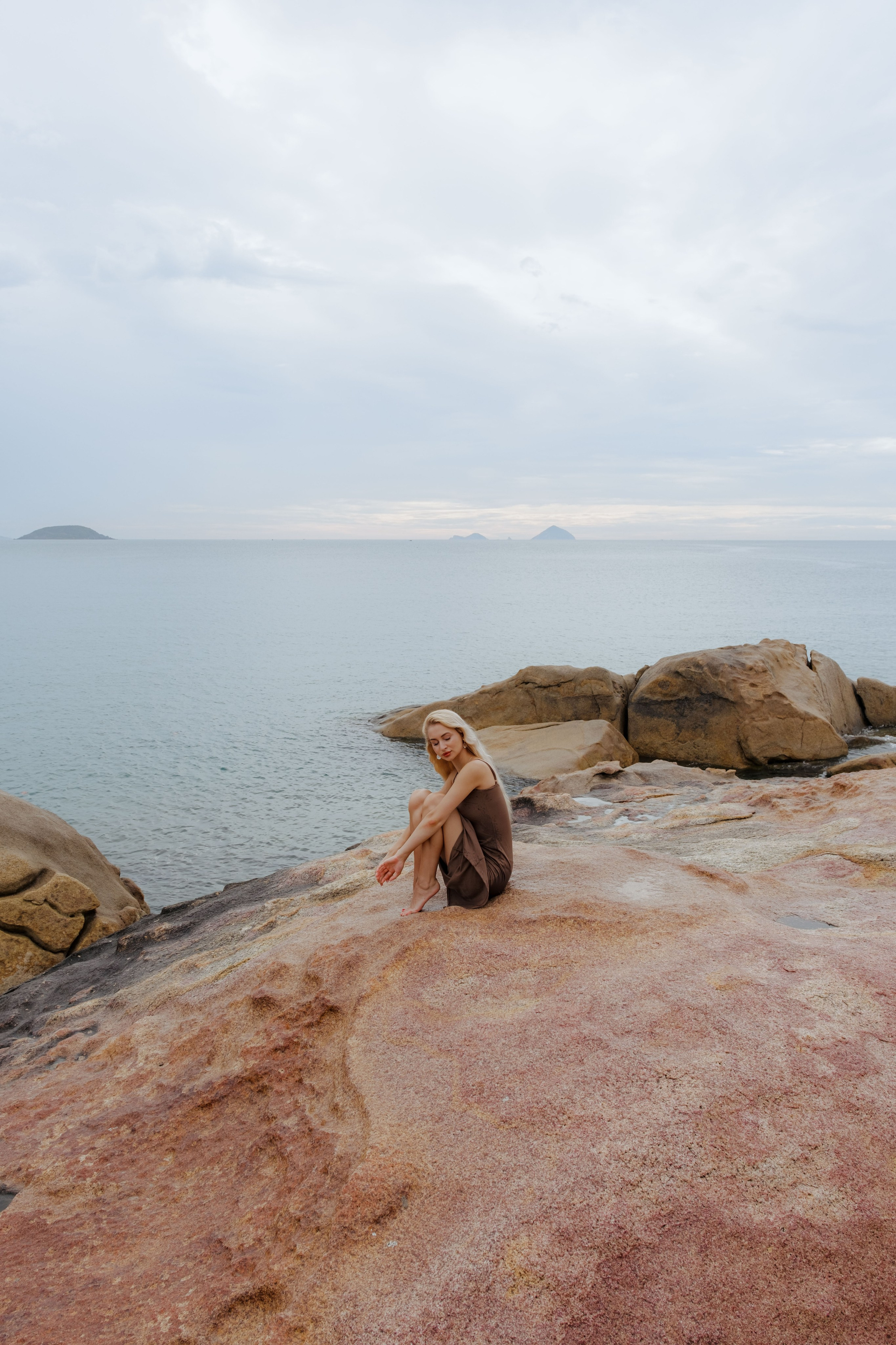 Location "Rock Garden". Portrait photographer Nha Trang | Julia Meshanina