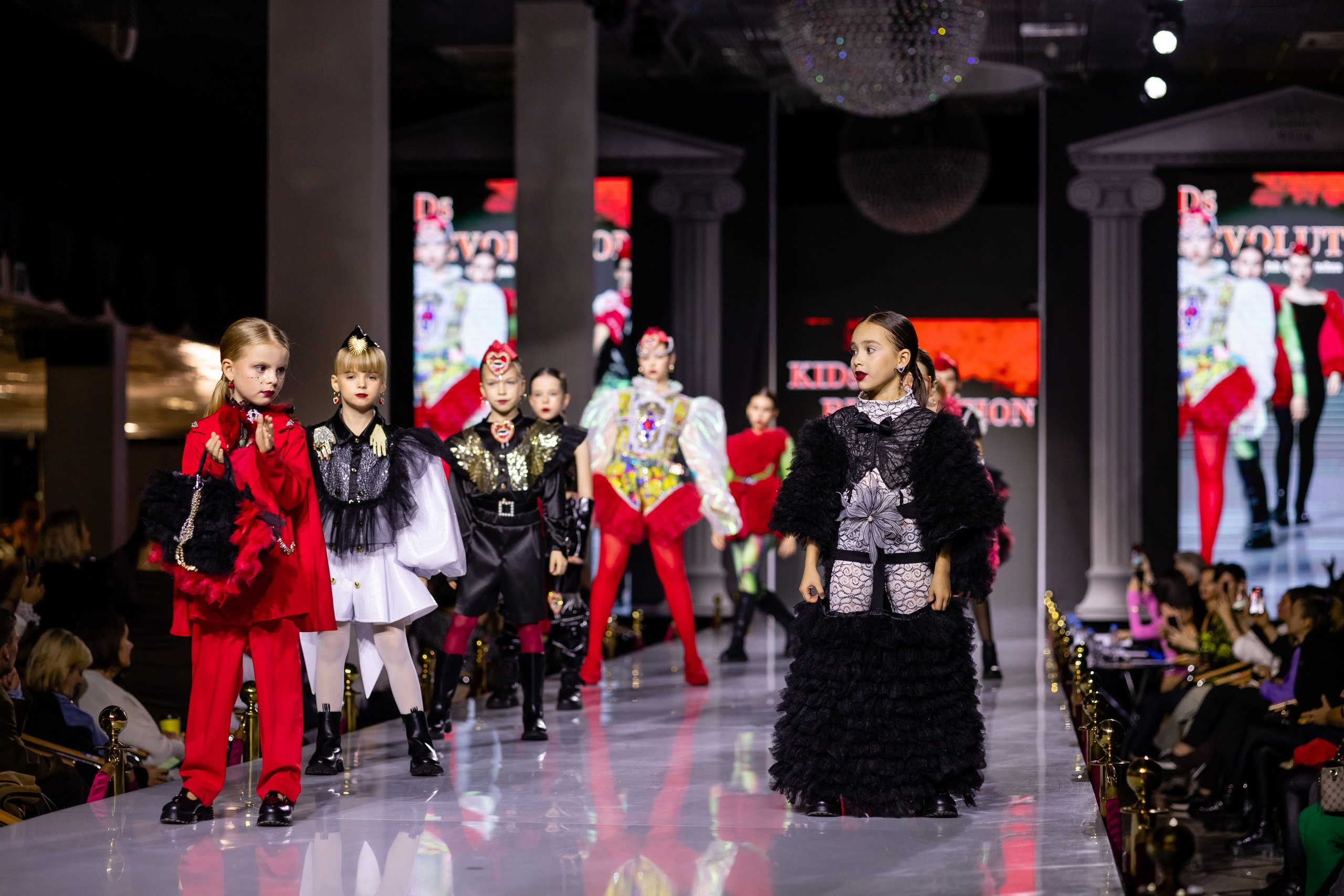 ESTET FASHION WEEK (KIDs REVOLUTION). Татьяна Чернышова свадебный фотограф Москва