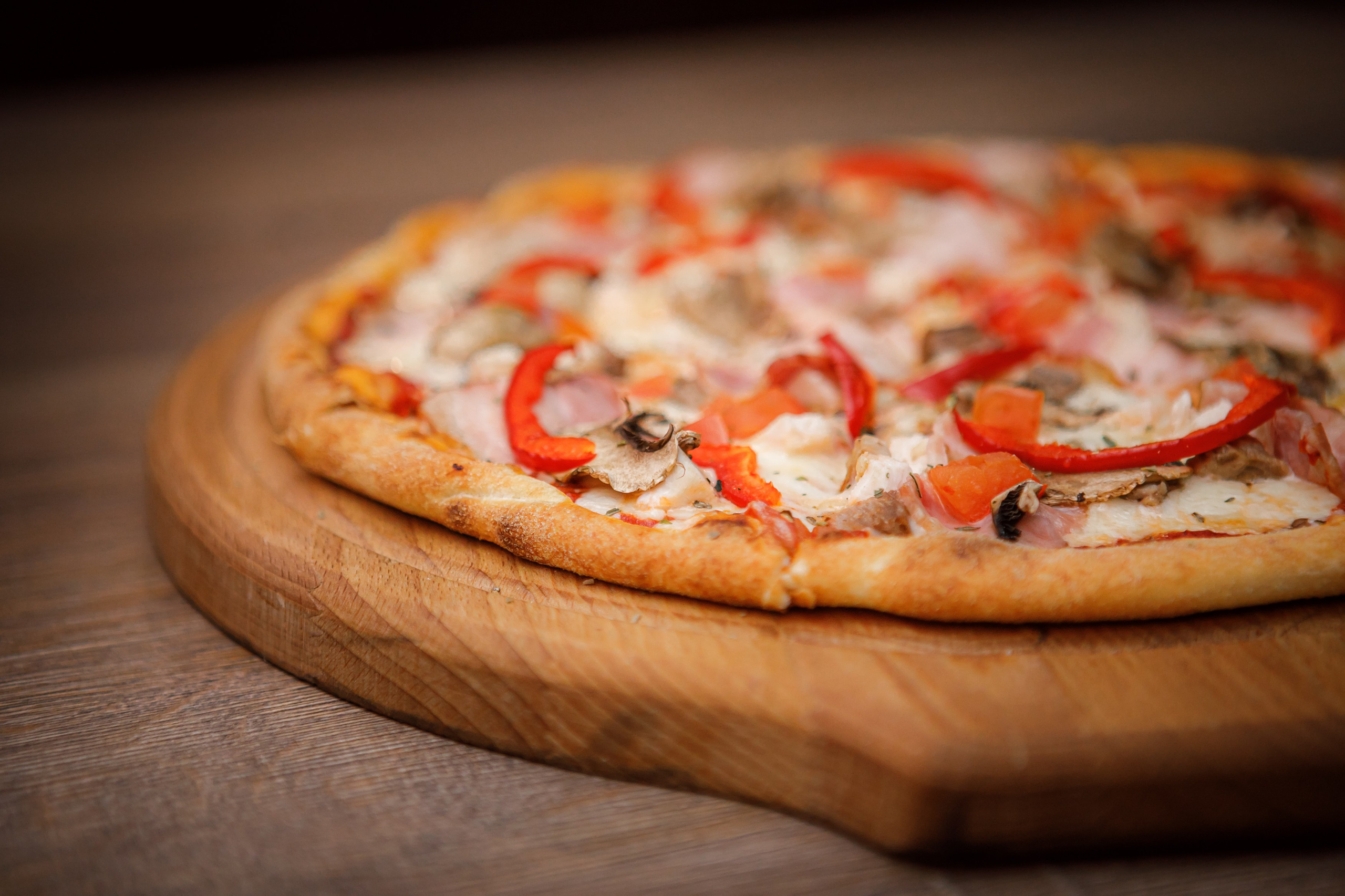 Z-bar. Фотограф Губкинского