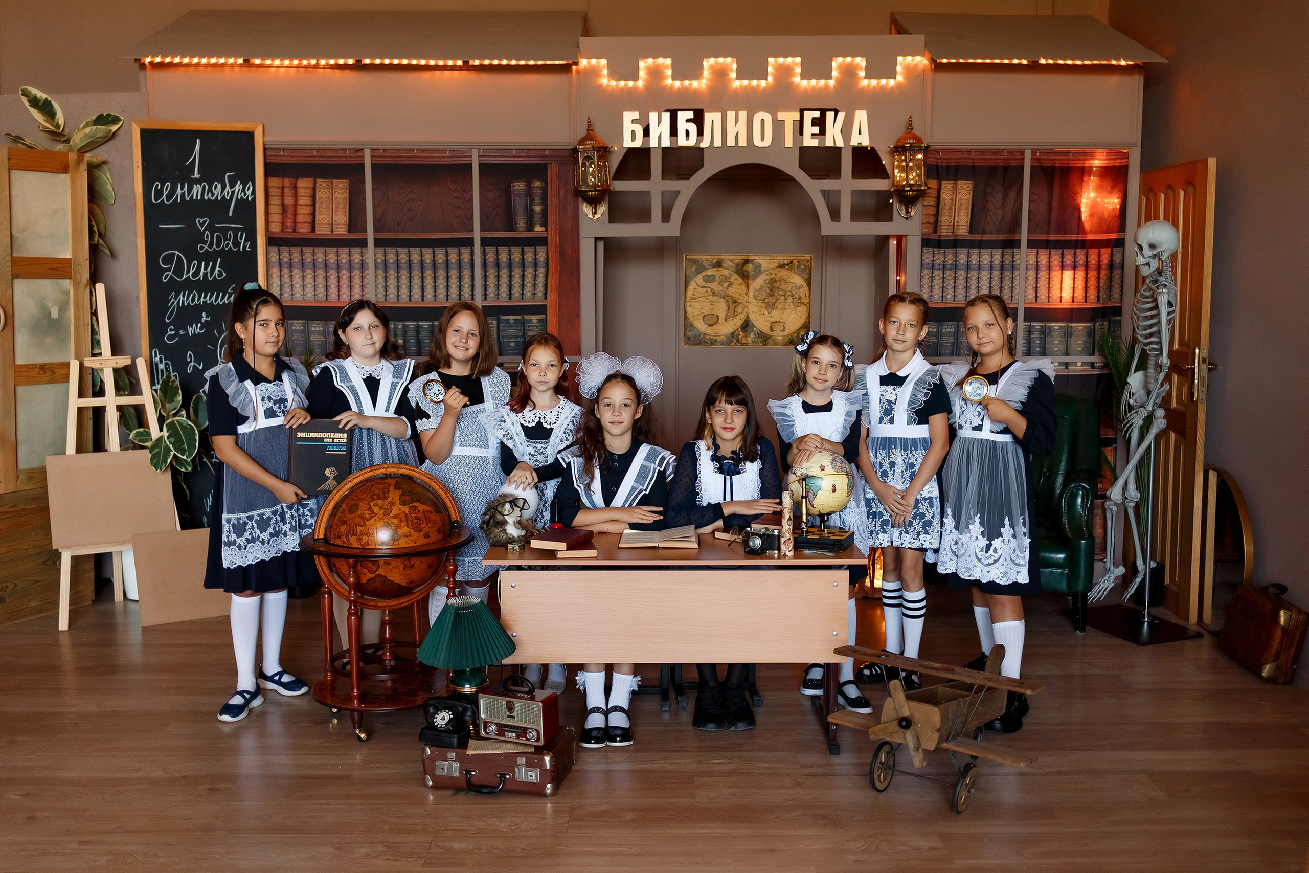 4 класс фотосессия в фотостудии. Фотограф Любовь Корниенко, Примоский край