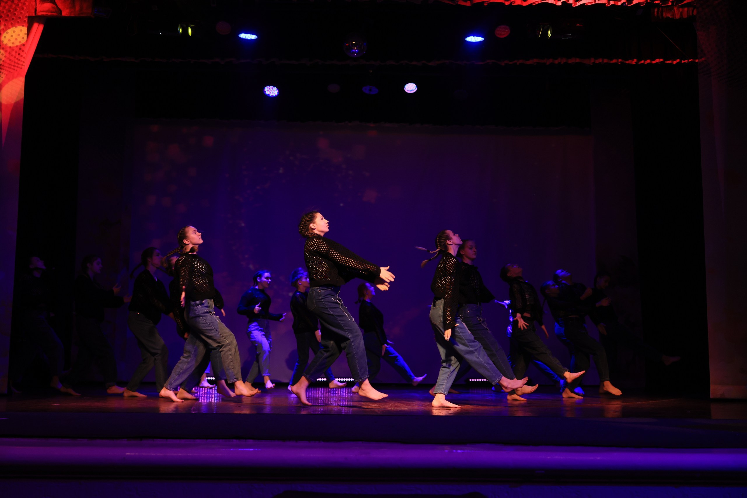 Концерт к 8 Марта в ДК «Металлург» г. Тула. Фотограф в Туле Крупский АнДРей. Фотостудия «КАДР71» в Туле