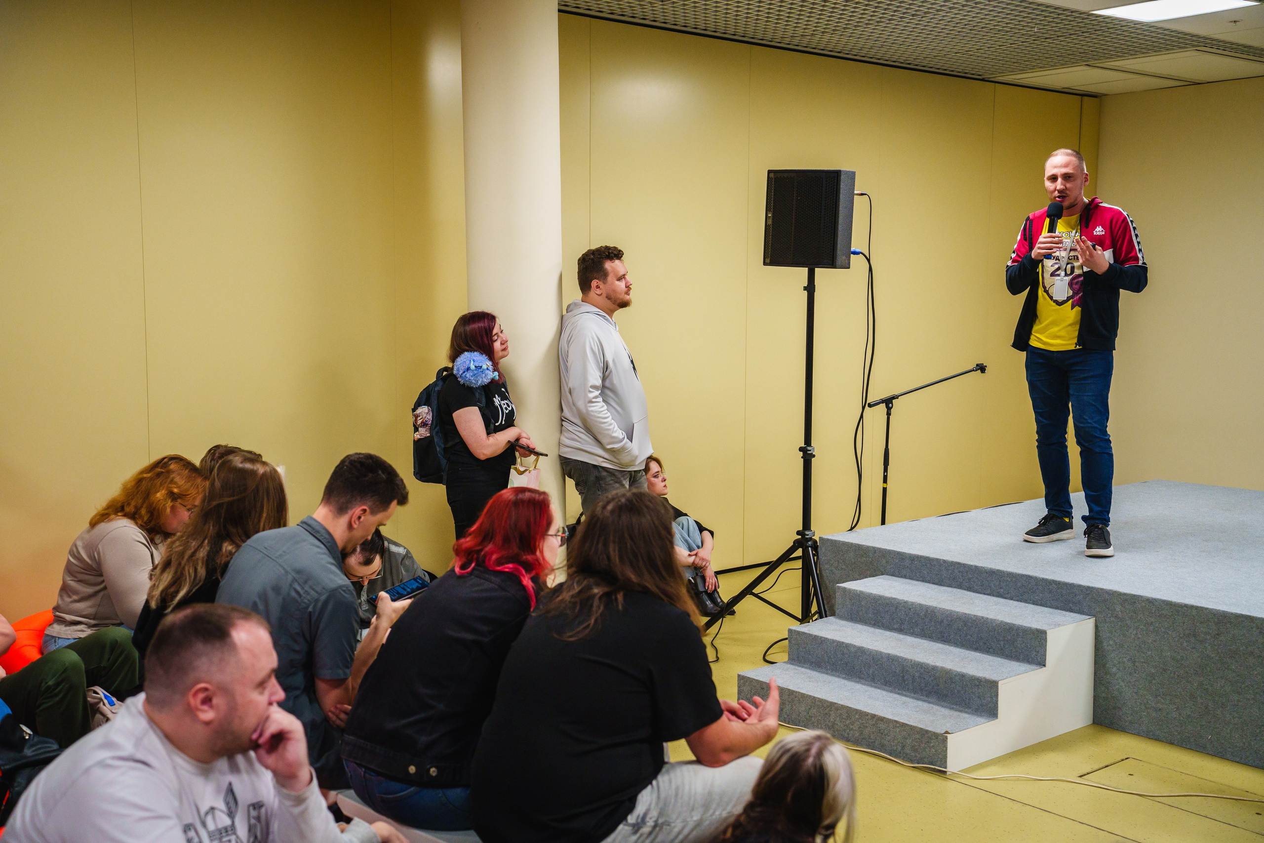 Living room studio. Ролекон 24. Великолепный фотограф Александр Захарченко