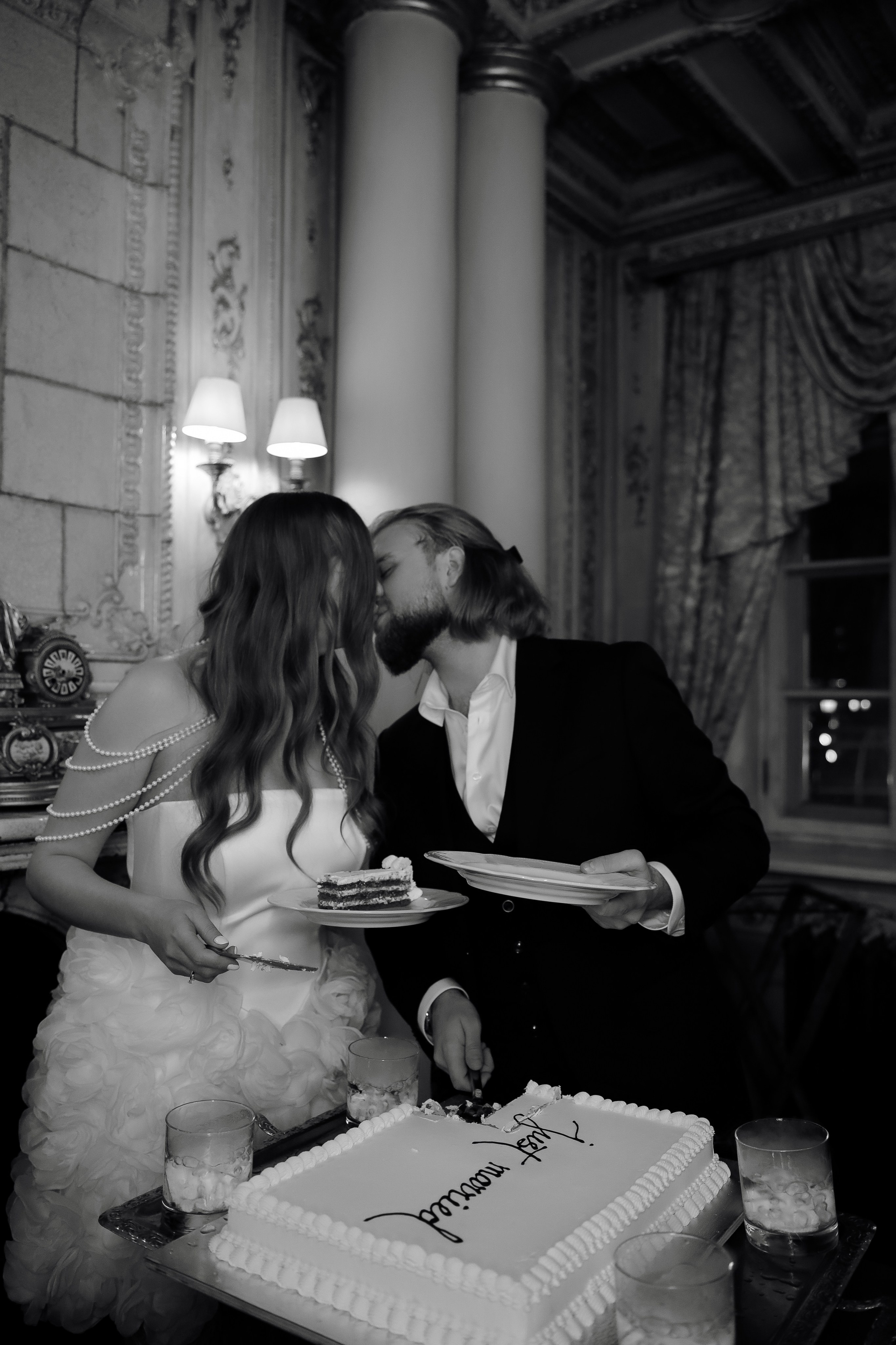 Максим и Анна | Кафе Пушкин. Свадебный фотограф Москва