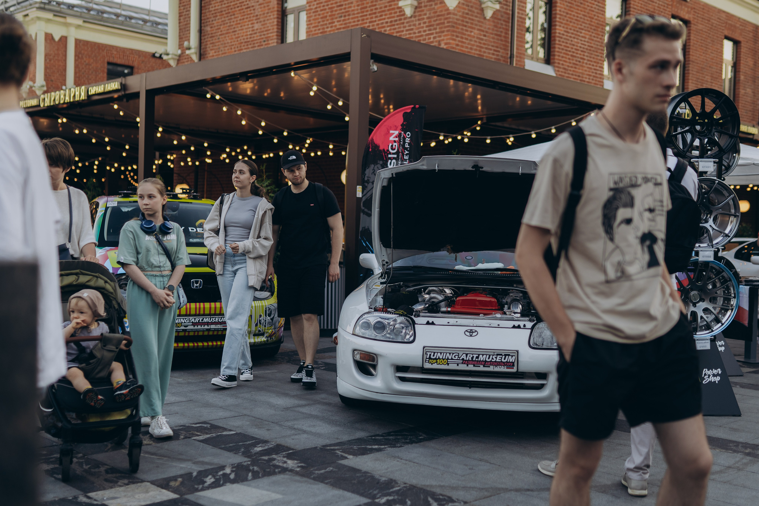 Авто выставка Депо. Фотограф Торопец Кристина Абрамова Kanwellia photography