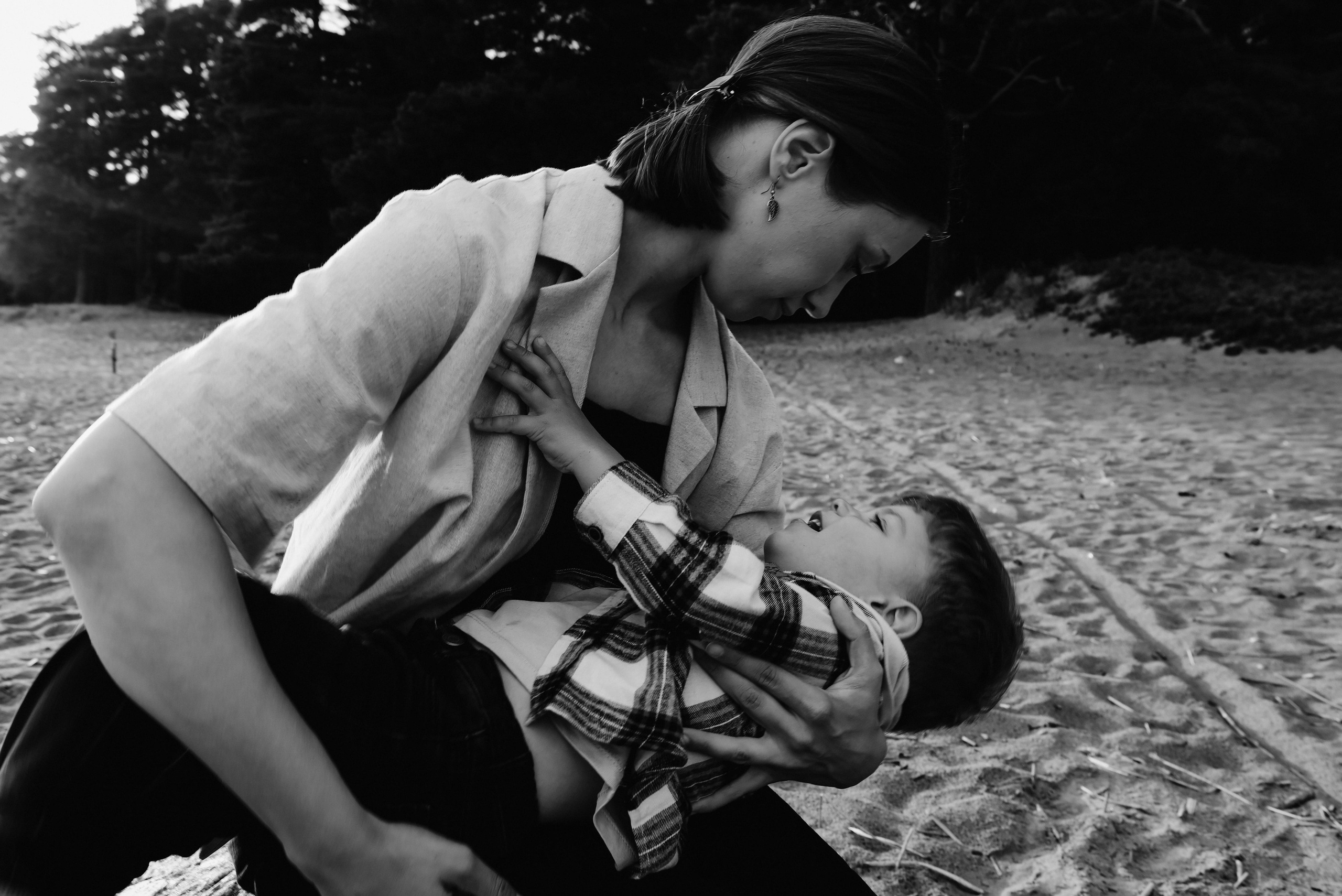 Фотопрогулка мама и сын. Екатерина и Илай. Семейный и свадебный фотограф в Санкт-Петербурге Яна