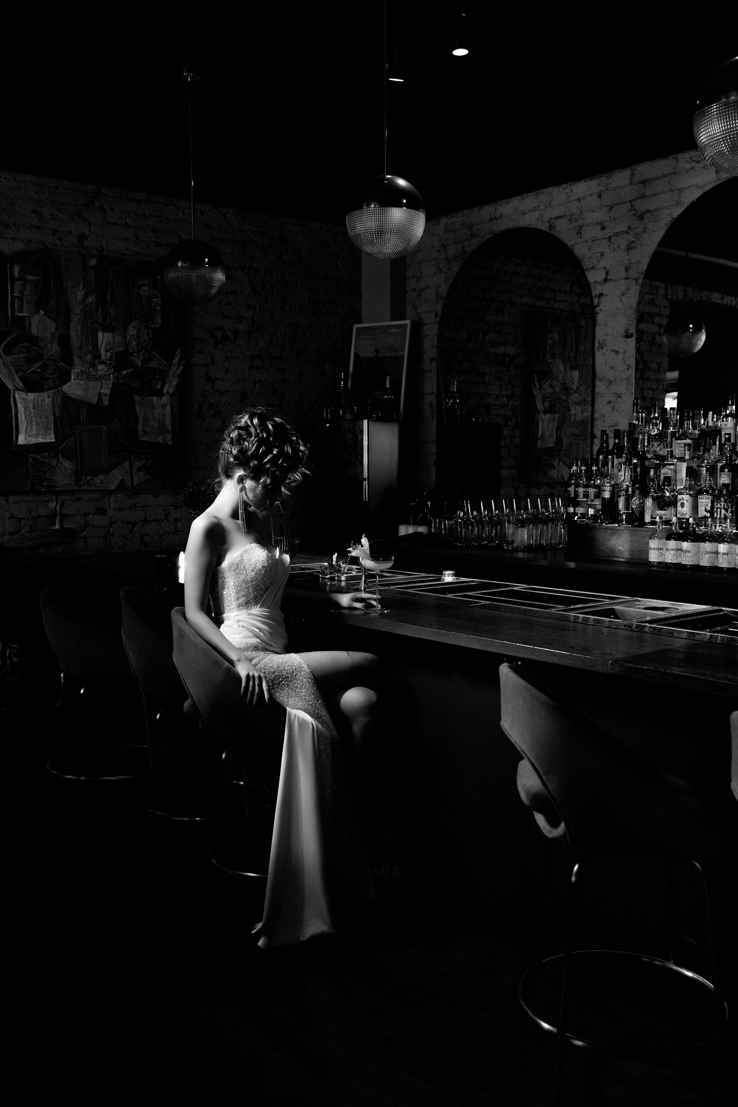 Свадебная серия в баре. Свадебный и семейный фотограф  во Владивостоке Ольга Украинец