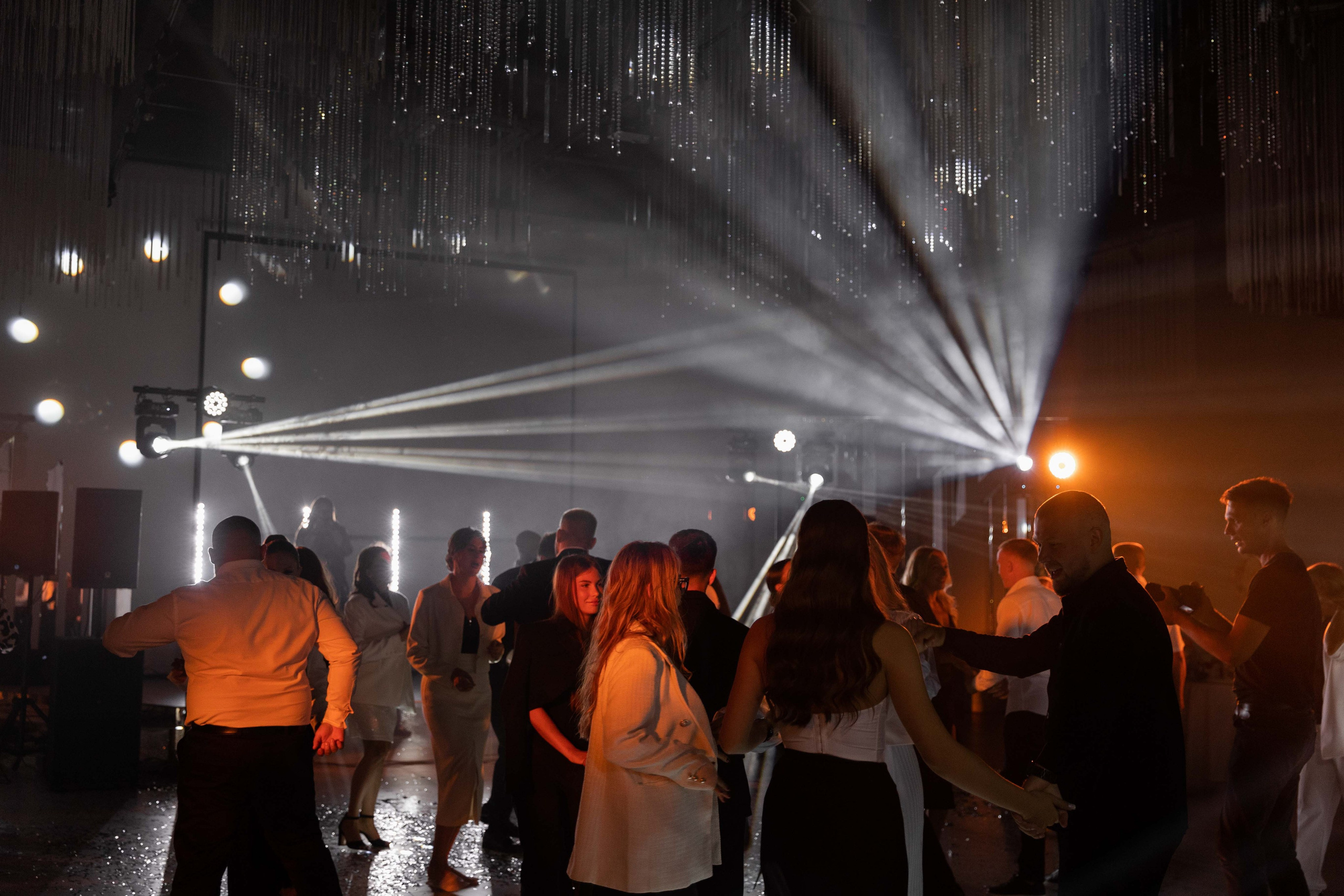 Виктор и Анна. Я Ира и я фотографирую свадьбы более 10 лет