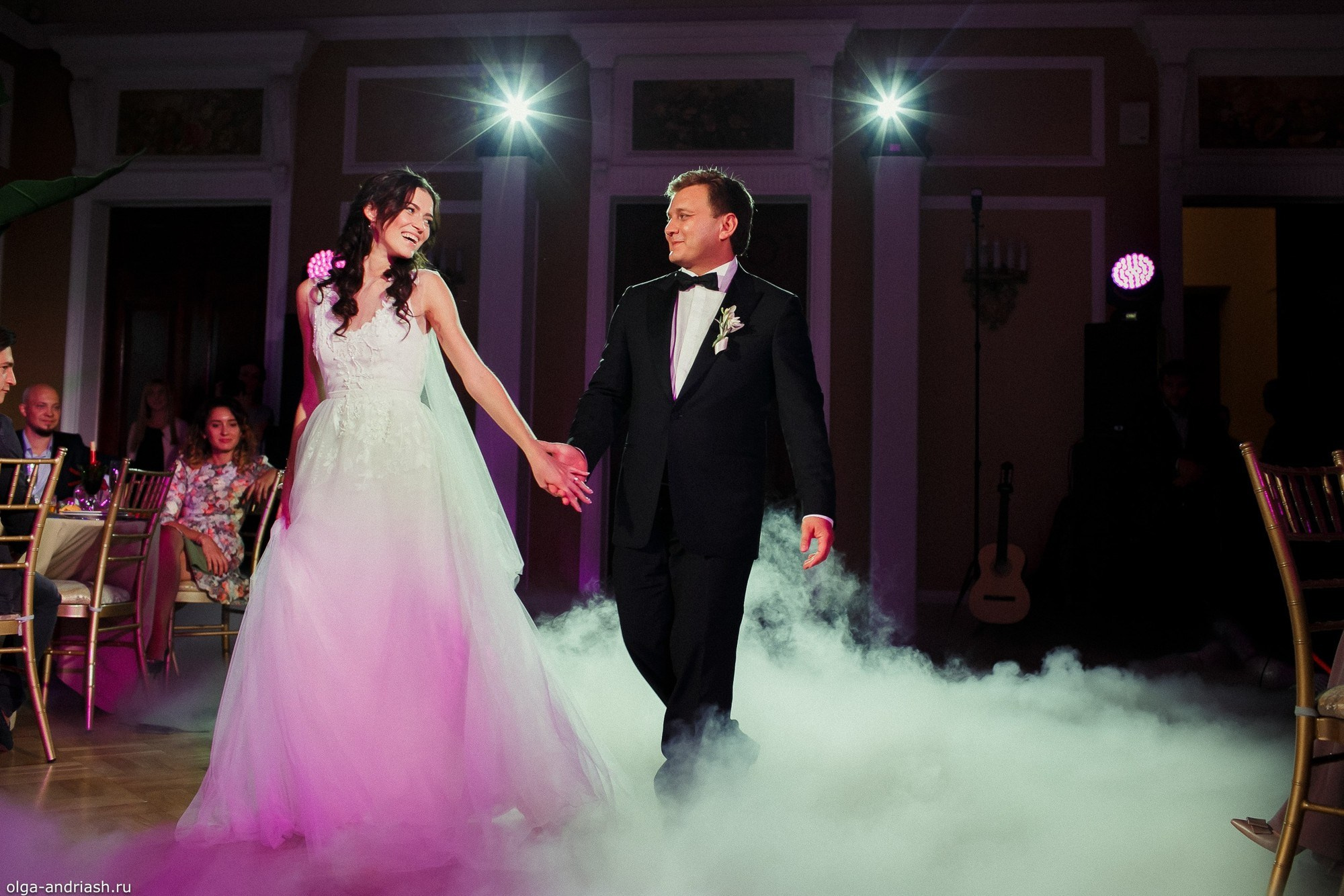 Вечерняя выездная регистрация. Семейный, портретный и свадебный фотограф в Санкт-Петербурге и Москве