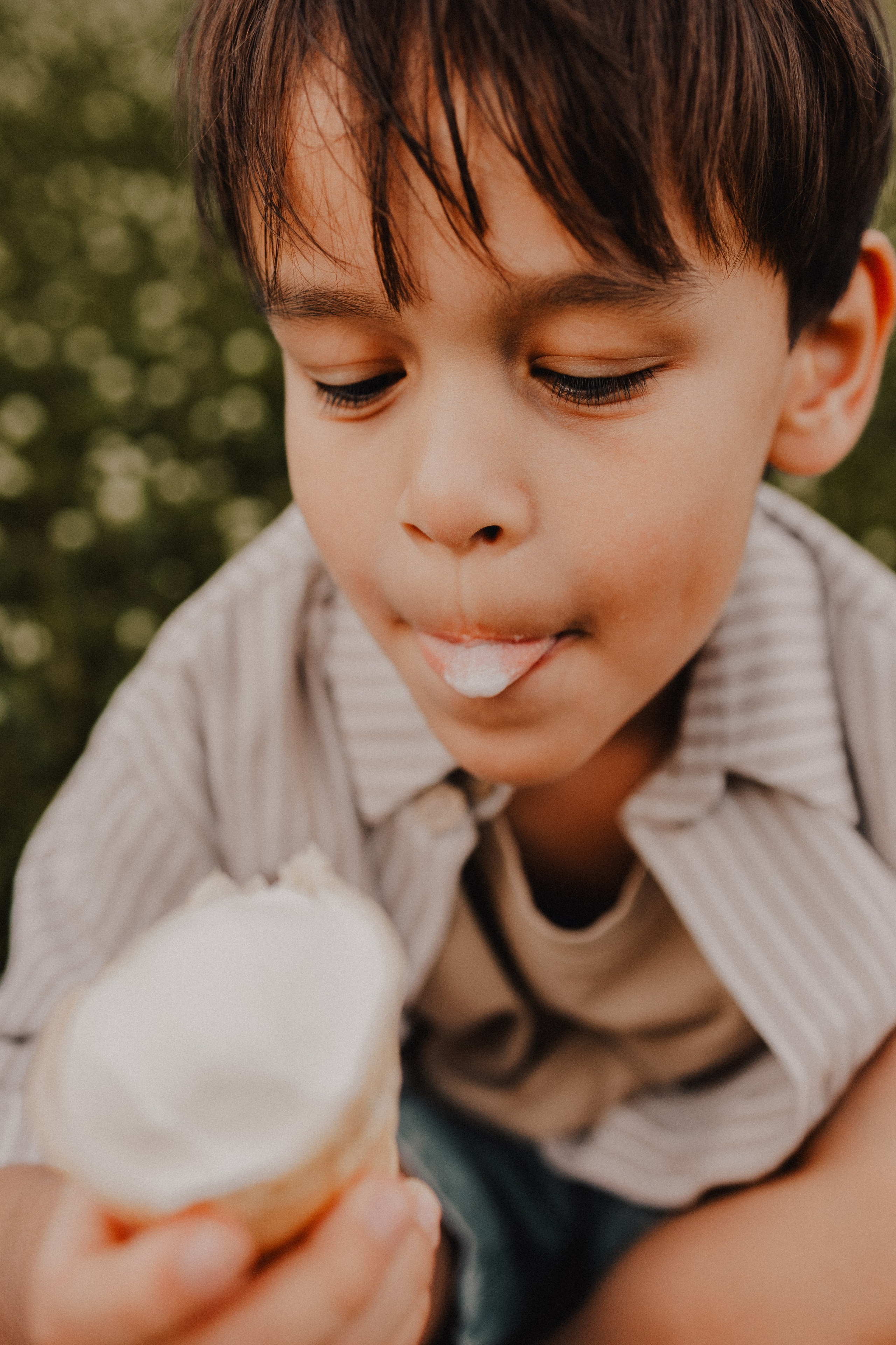 На лужайке. Семейный фотограф Москва