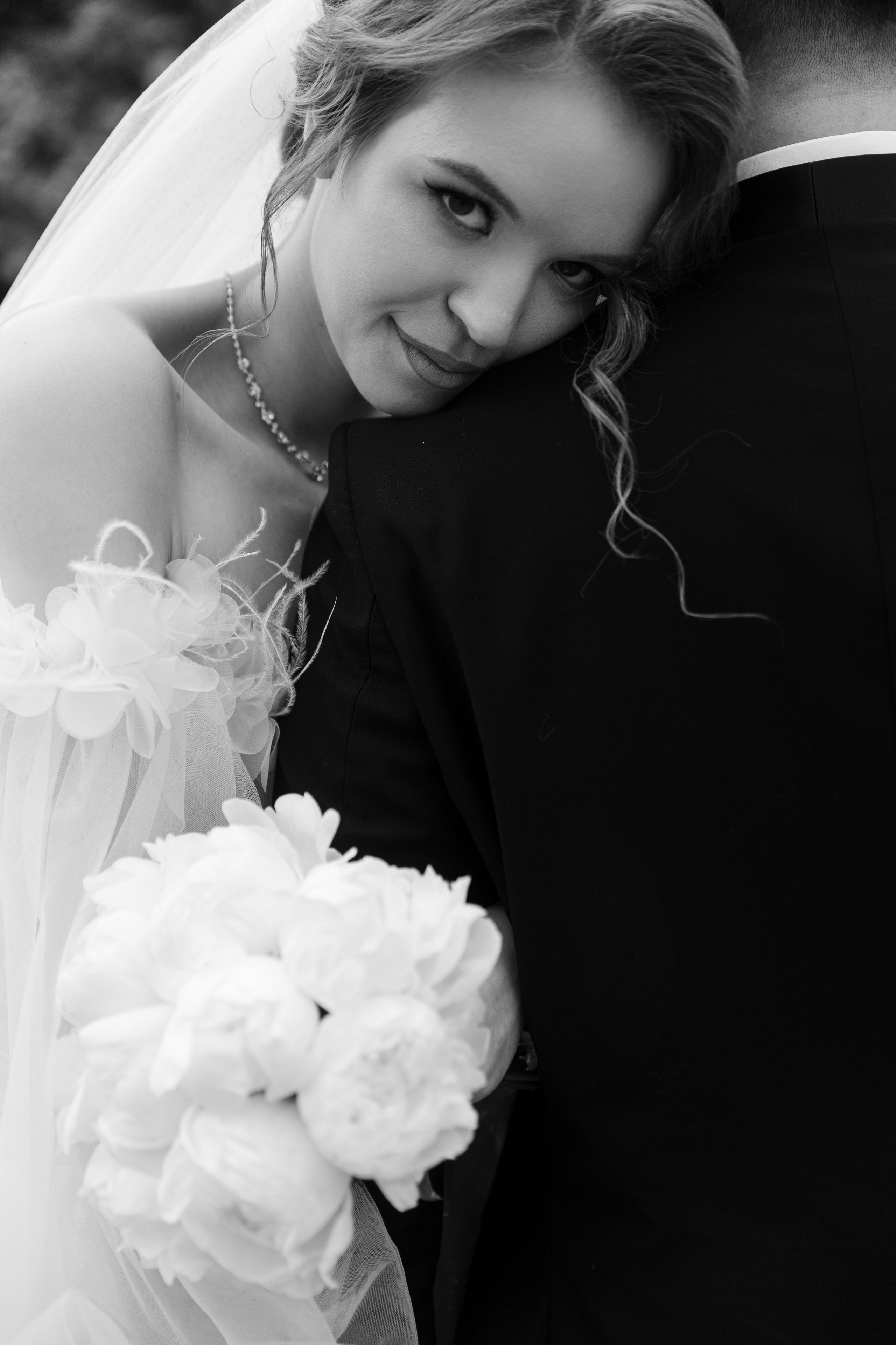 Свадебная фотосъемка Влада и Анны в филармонии Нижнего Новгорода