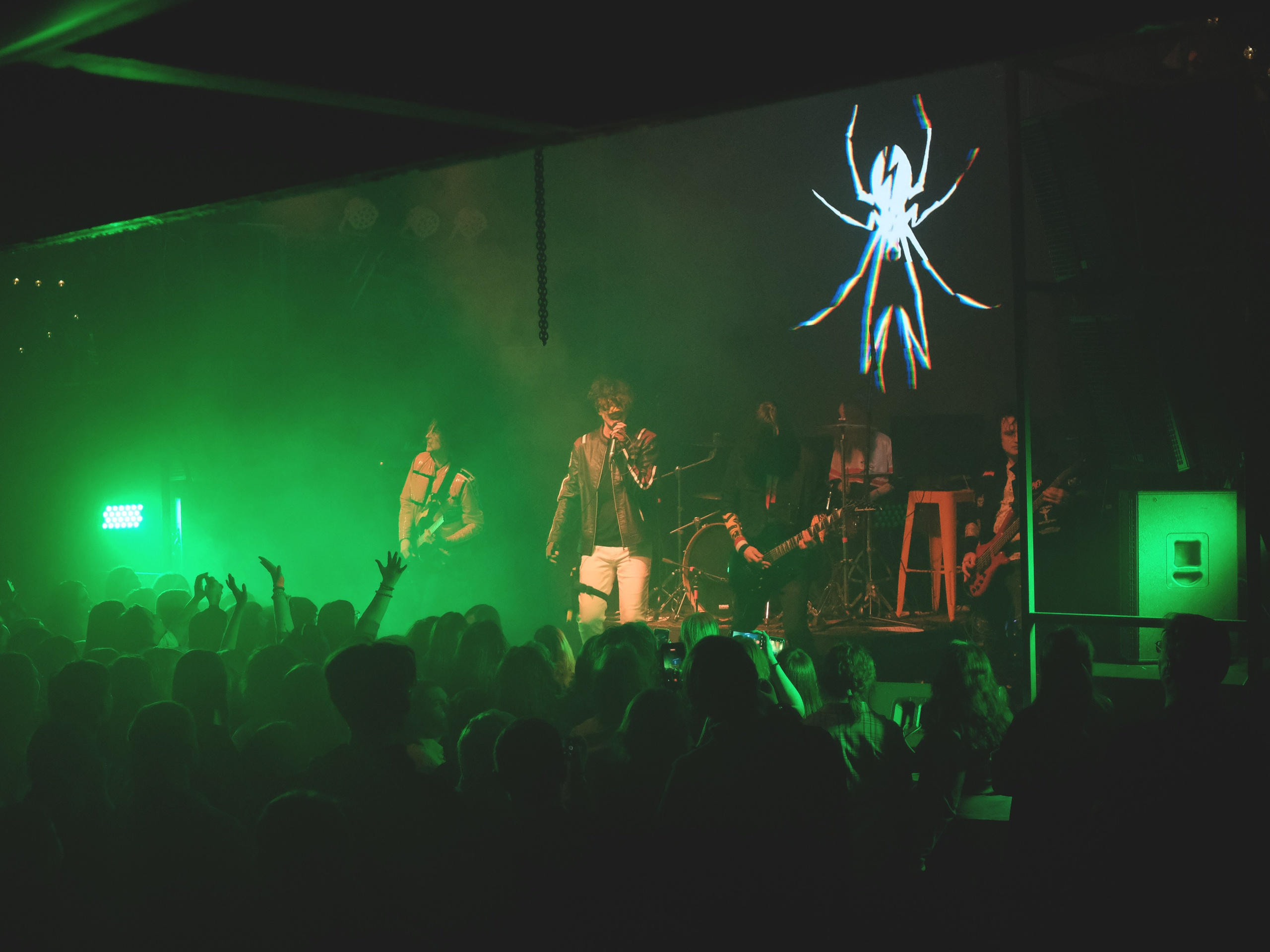 Концерт ASLEEP OR DEAD в ласточке. Репортажный фотограф в Санкт-Петербурге Даниил Могута