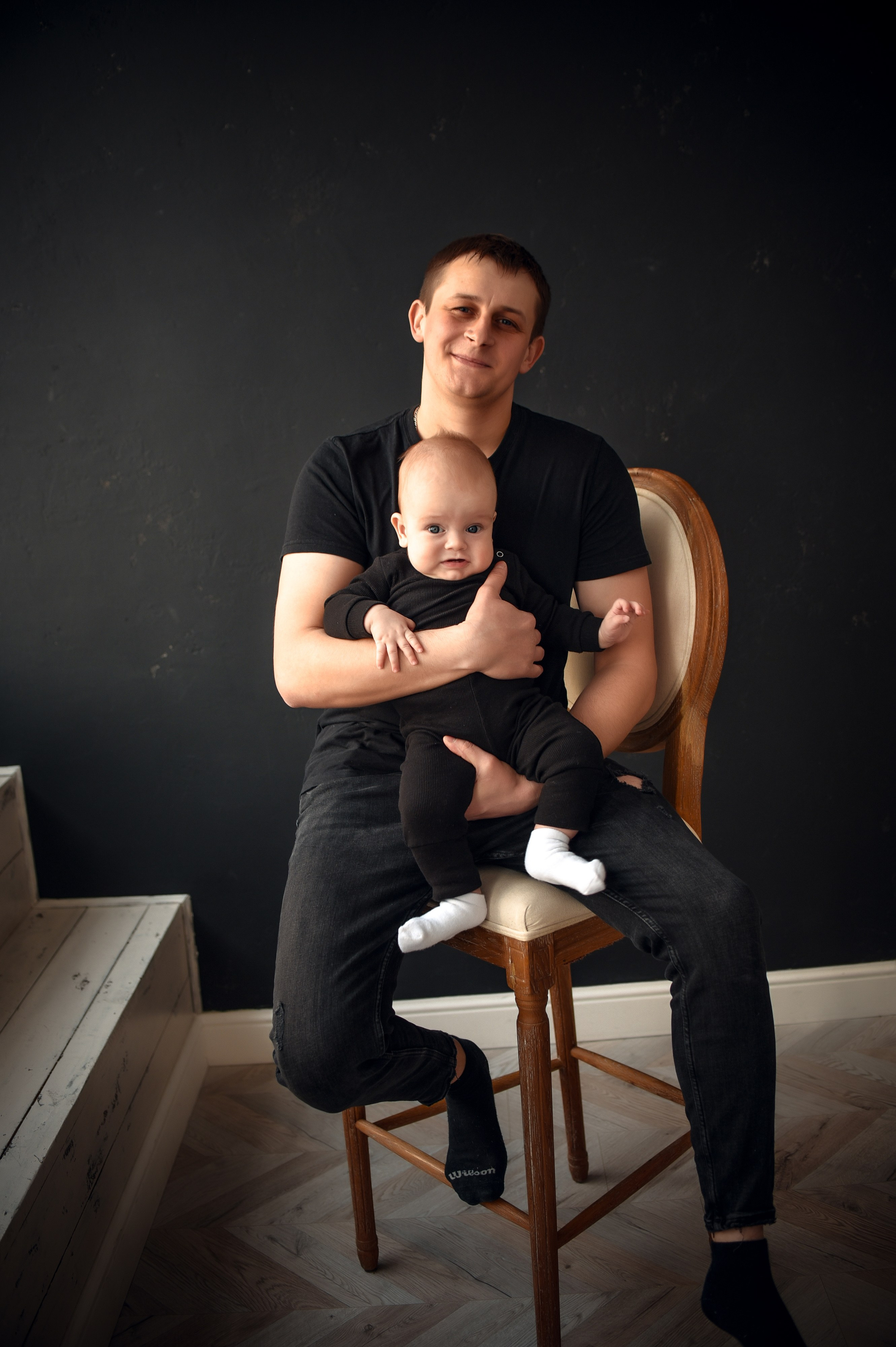 Семейная студийная фотосессия 3. Свадебный, семейный, детский, контент фотограф в Омске Максим Ильин