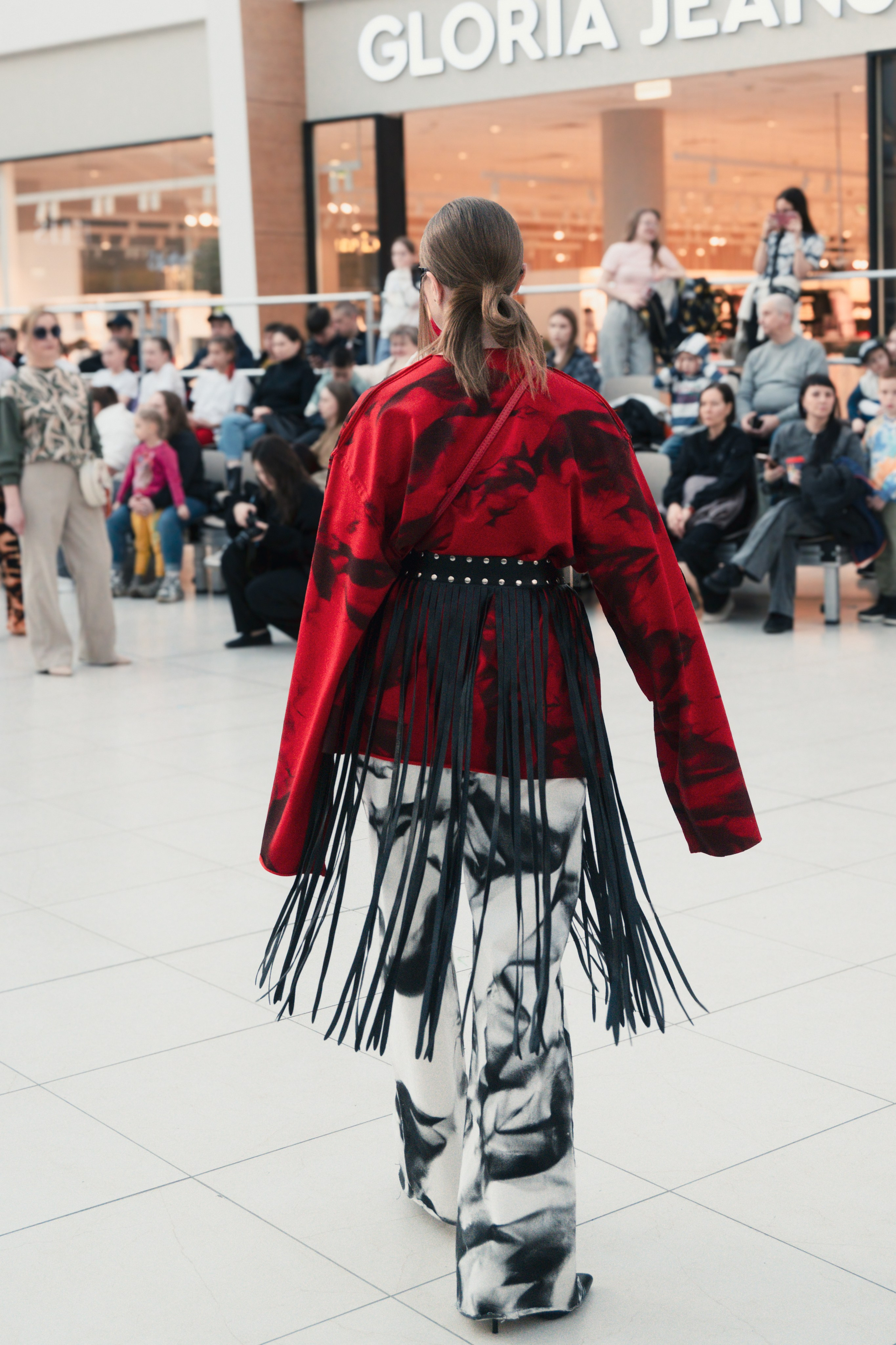 Показы мод. Репортажный и портретный фотограф в Екатеринбурге Luara Lou